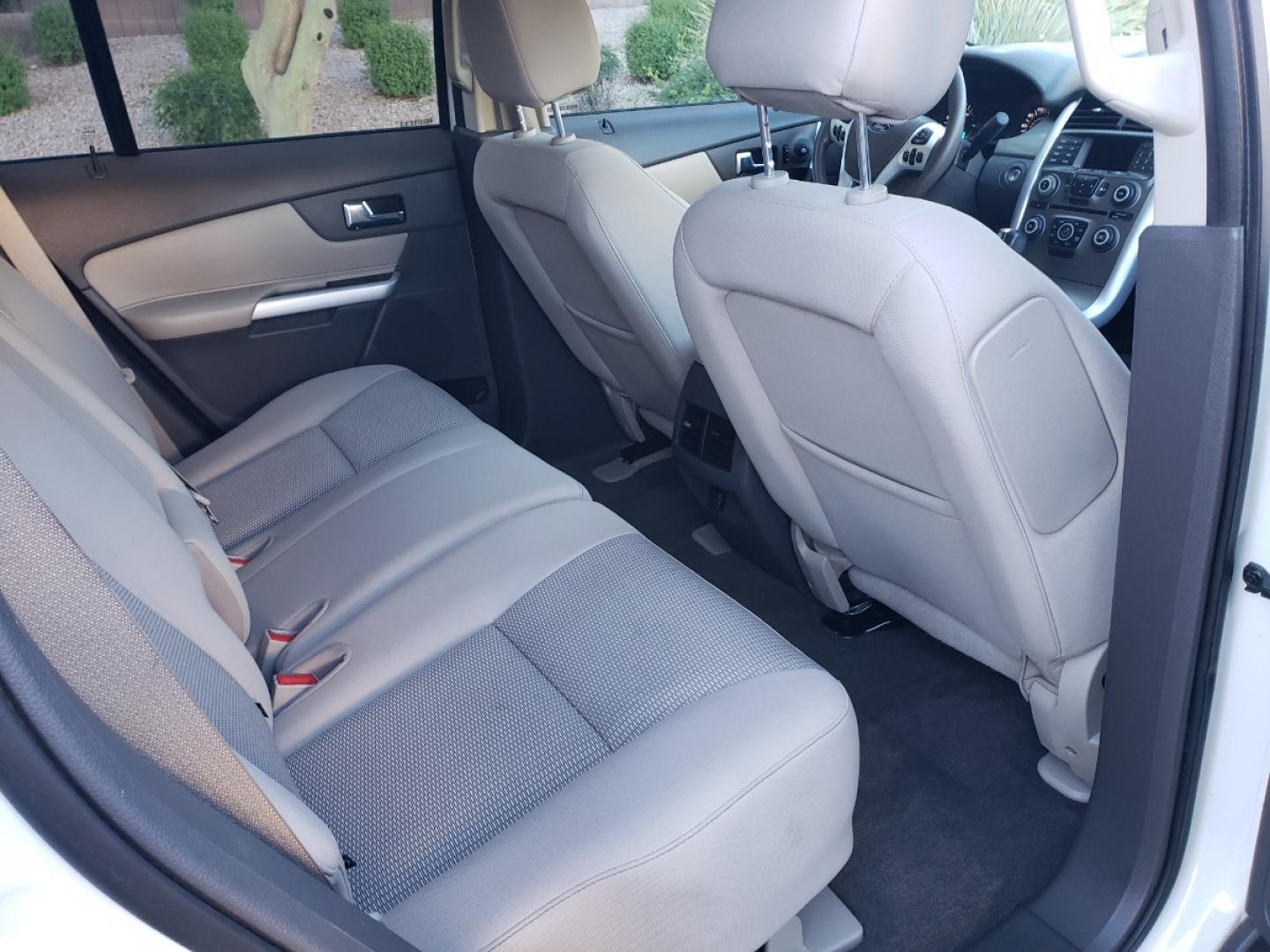 2013 /gray Ford Edge SEL FWD (2FMDK3JC2DB) with an 3.5L V6 DOHC 24V engine, 6-Speed Automatic transmission, located at 323 E Dunlap Ave., Phoenix, AZ, 85020, (602) 331-9000, 33.567677, -112.069000 - 2013 Ford Edge SEL, EXCELLENT condition, Ice Cold A/C front and back, Gray and tan interior with tan cloth seats in near perfect condition, New brakes, Tune up, Stereo/CD player, Phone sync, Bluetooth, Satellite compatible, This suv is gorgeous inside and out, Incredible gas mileage! Arizona title , - Photo#16