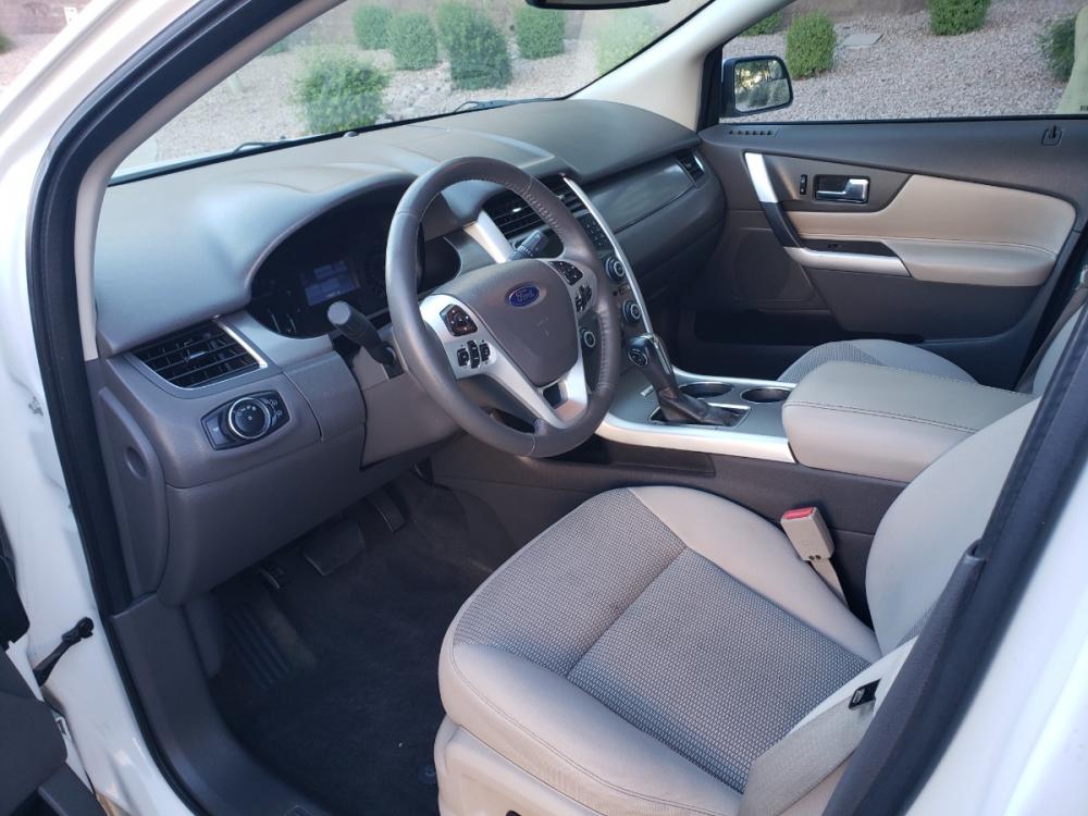 2013 /gray Ford Edge SEL FWD (2FMDK3JC2DB) with an 3.5L V6 DOHC 24V engine, 6-Speed Automatic transmission, located at 323 E Dunlap Ave., Phoenix, AZ, 85020, (602) 331-9000, 33.567677, -112.069000 - 2013 Ford Edge SEL, EXCELLENT condition, Ice Cold A/C front and back, Gray and tan interior with tan cloth seats in near perfect condition, New brakes, Tune up, Stereo/CD player, Phone sync, Bluetooth, Satellite compatible, This suv is gorgeous inside and out, Incredible gas mileage! Arizona title , - Photo #16