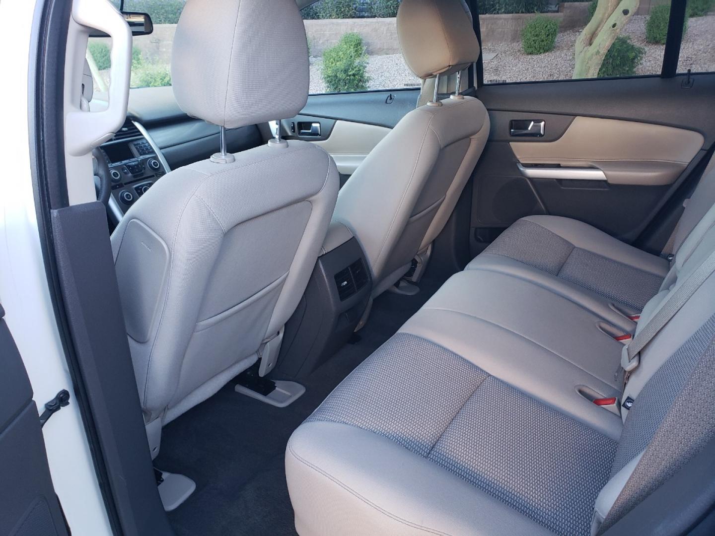 2013 /gray Ford Edge SEL FWD (2FMDK3JC2DB) with an 3.5L V6 DOHC 24V engine, 6-Speed Automatic transmission, located at 323 E Dunlap Ave., Phoenix, AZ, 85020, (602) 331-9000, 33.567677, -112.069000 - 2013 Ford Edge SEL, EXCELLENT condition, Ice Cold A/C front and back, Gray and tan interior with tan cloth seats in near perfect condition, New brakes, Tune up, Stereo/CD player, Phone sync, Bluetooth, Satellite compatible, This suv is gorgeous inside and out, Incredible gas mileage! Arizona title , - Photo#11