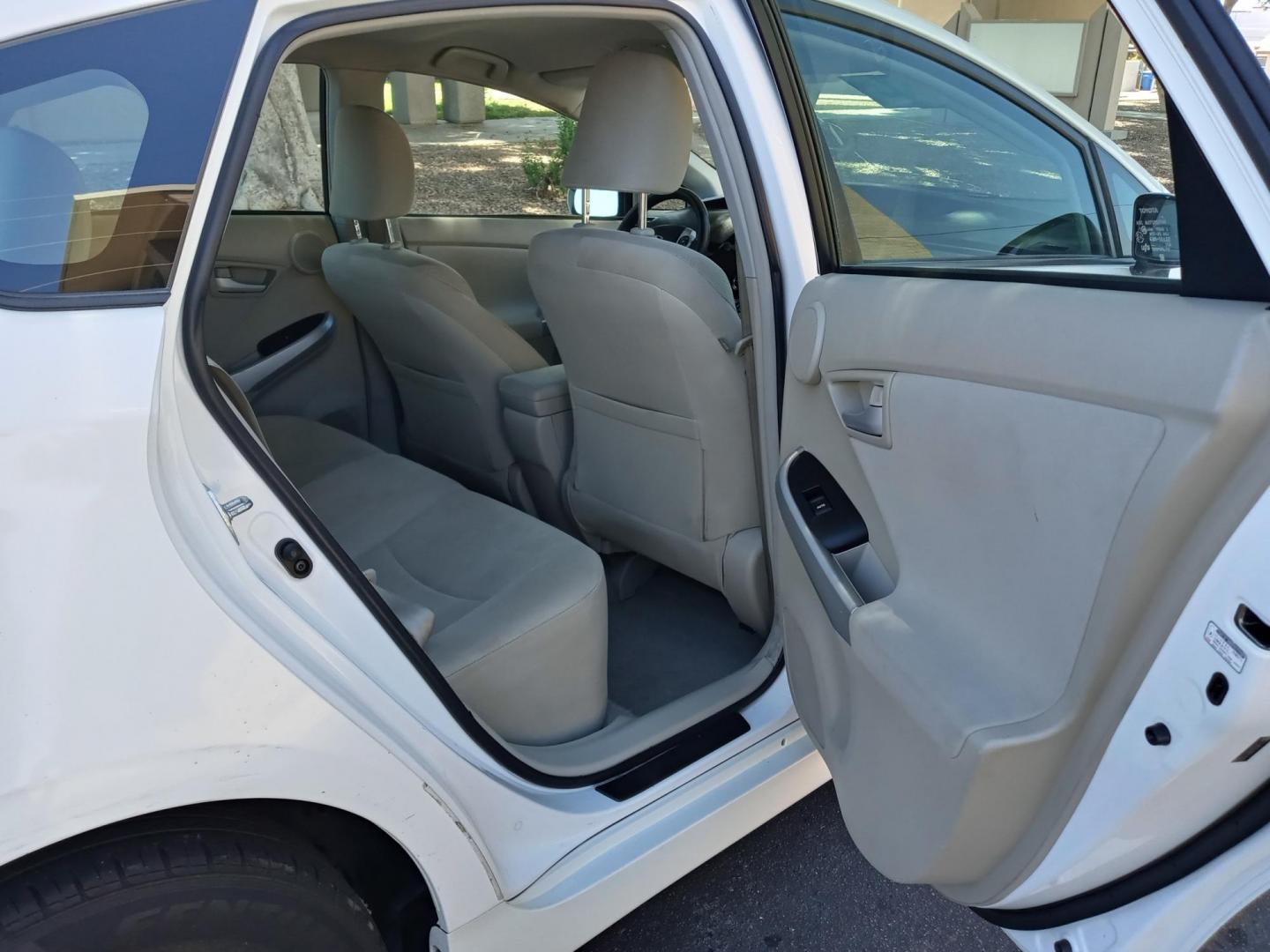 2010 WHITE /Tan and black Toyota Prius Prius II (JTDKN3DU8A0) with an 1.8L L4 DOHC 16V engine, Continuously Variable Transmisson transmission, located at 323 E Dunlap Ave., Phoenix, AZ, 85020, (602) 331-9000, 33.567677, -112.069000 - 2010 Toyota Prius,....... EXCELLENT condition, A Real Must See!!.... No accidents, Power everything, Ice cold ac, Stereo/CD player, Clean black and tan interior with tan cloth seats in near perfect condition, power windows, power door locks, clean Arizona title, Runs and Drives Excellent. passed emi - Photo#14