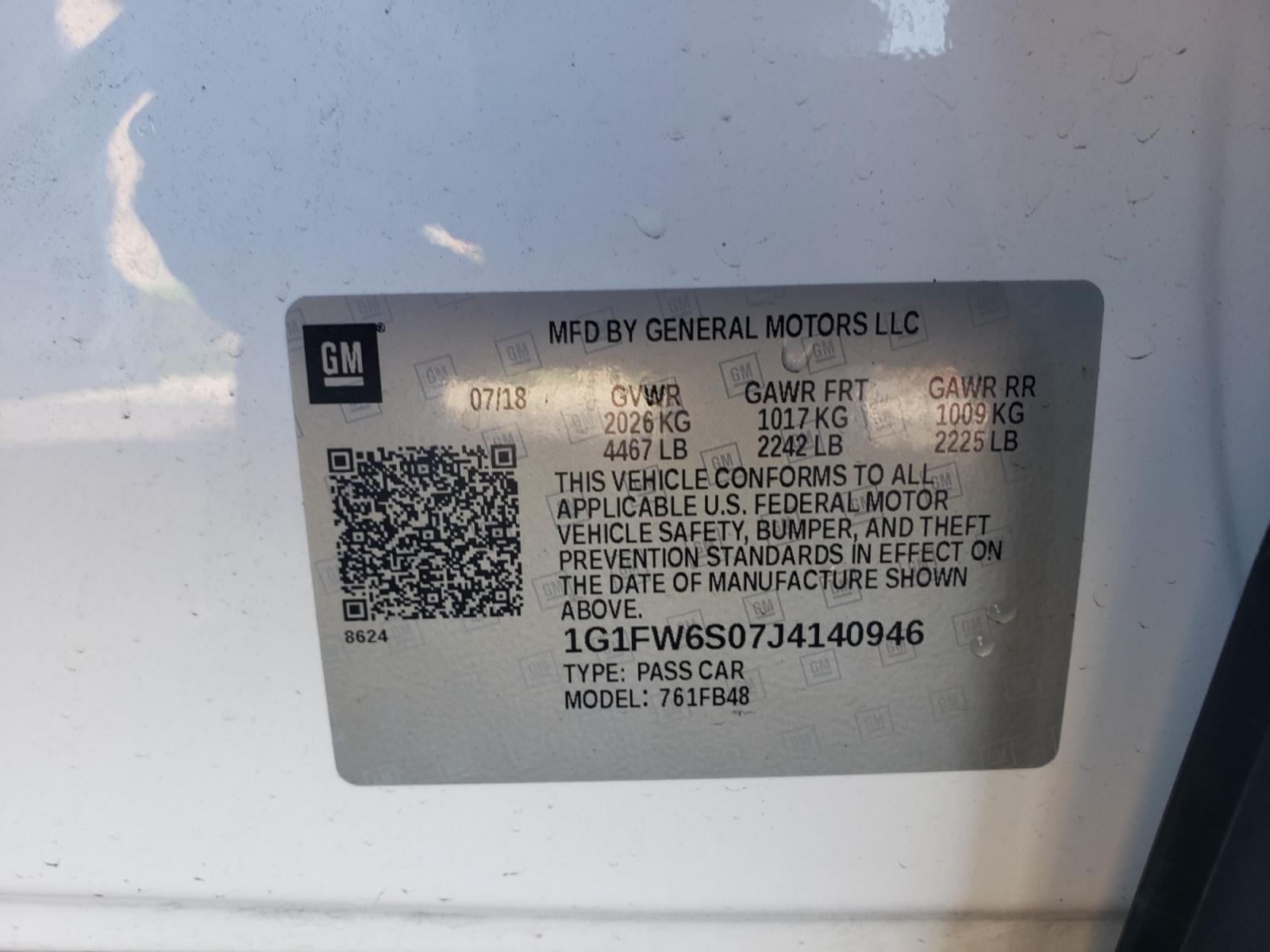 2018 WHITE /gray and black Chevrolet Bolt EV LT (1G1FW6S07J4) with an ELECTRIC engine, 1A transmission, located at 323 E Dunlap Ave., Phoenix, AZ, 85020, (602) 331-9000, 33.567677, -112.069000 - Photo #20
