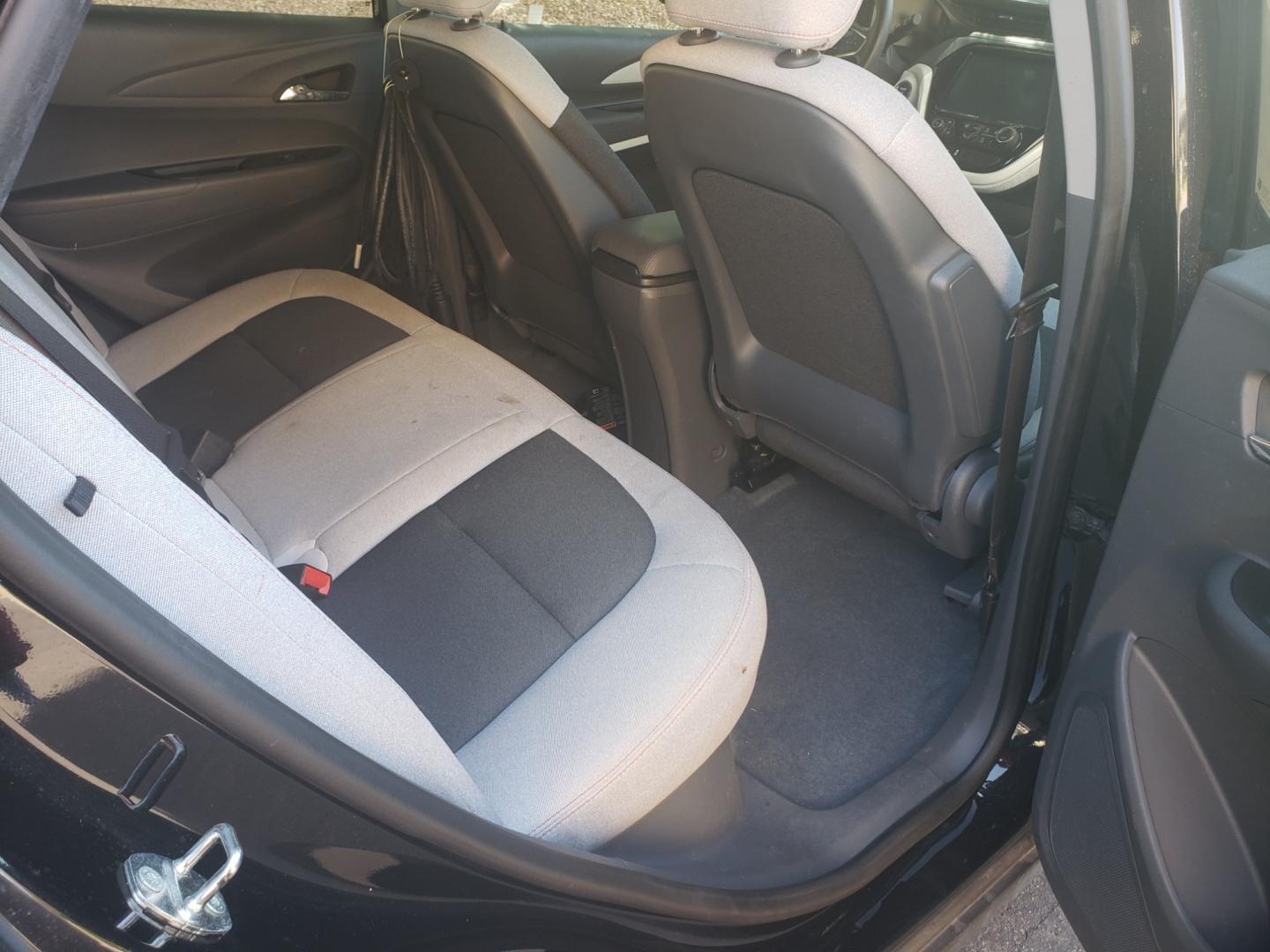 2018 /gray and black Chevrolet Bolt EV LT (1G1FW6S02J4) with an ELECTRIC engine, 1A transmission, located at 323 E Dunlap Ave., Phoenix, AZ, 85020, (602) 331-9000, 33.567677, -112.069000 - 2018 Chevrolet Bolt LT,.......A Must See!! ONLY 49K MILES!!!.... No accidents, Ice cold AC. The car is gorgeous inside and out. Power windows, Power door locks, Touch screen Stereo, Phone sync, Bluetooth, Satellite compatible, Backup camera, Beautiful gray and black interior with gray cloth seats in - Photo#16