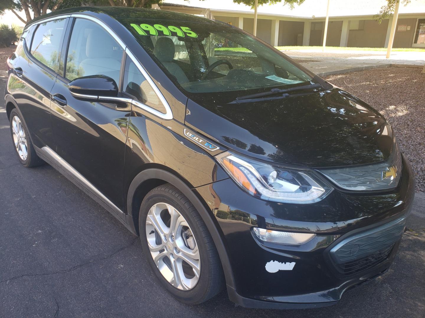2018 /gray and black Chevrolet Bolt EV LT (1G1FW6S02J4) with an ELECTRIC engine, 1A transmission, located at 323 E Dunlap Ave., Phoenix, AZ, 85020, (602) 331-9000, 33.567677, -112.069000 - 2018 Chevrolet Bolt LT,.......A Must See!! ONLY 49K MILES!!!.... No accidents, Ice cold AC. The car is gorgeous inside and out. Power windows, Power door locks, Touch screen Stereo, Phone sync, Bluetooth, Satellite compatible, Backup camera, Beautiful gray and black interior with gray cloth seats in - Photo#2