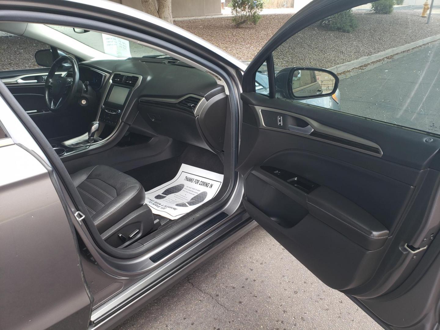 2013 gray /gray and black Ford Fusion Hybrid SE (3FA6P0LU1DR) with an 2.0L L4 DOHC 16V HYBRID engine, CVT transmission, located at 323 E Dunlap Ave., Phoenix, AZ, 85020, (602) 331-9000, 33.567677, -112.069000 - 2013 Ford Fusion Hybrid SE,........EXCELLENT condition, A Real Must See!!.... No accidents, Power everything, Stereo/cd player, Phone sync, Bluetooth, Navigation, Backup camera, Ice cold ac, Clean Gray and Black interior with black cloth seats in near perfect condition, power windows, power door loc - Photo#12