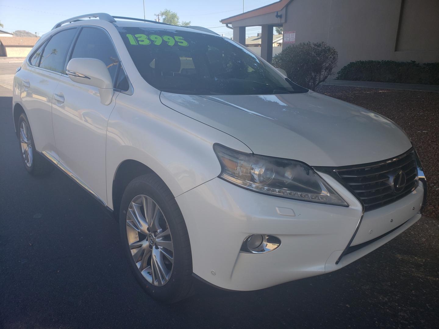 2013 WHITE /gray and black Lexus RX 350 FWD (2T2ZK1BA5DC) with an 3.5L V6 DOHC 24V engine, 5-Speed Automatic transmission, located at 323 E Dunlap Ave., Phoenix, AZ, 85020, (602) 331-9000, 33.567677, -112.069000 - 2013 Lexus RX 350,.....EXCELLENT condition, Ice Cold A/C, Black and gray interior with gray leather seats in near perfect condition, New Tires, New brakes, Tune up, Stereo/CD player, Bluetooth, Phone sync, Backup camera, Satellite compatible, Gorgeous tinted sunroof, This suv is gorgeous inside and - Photo#2