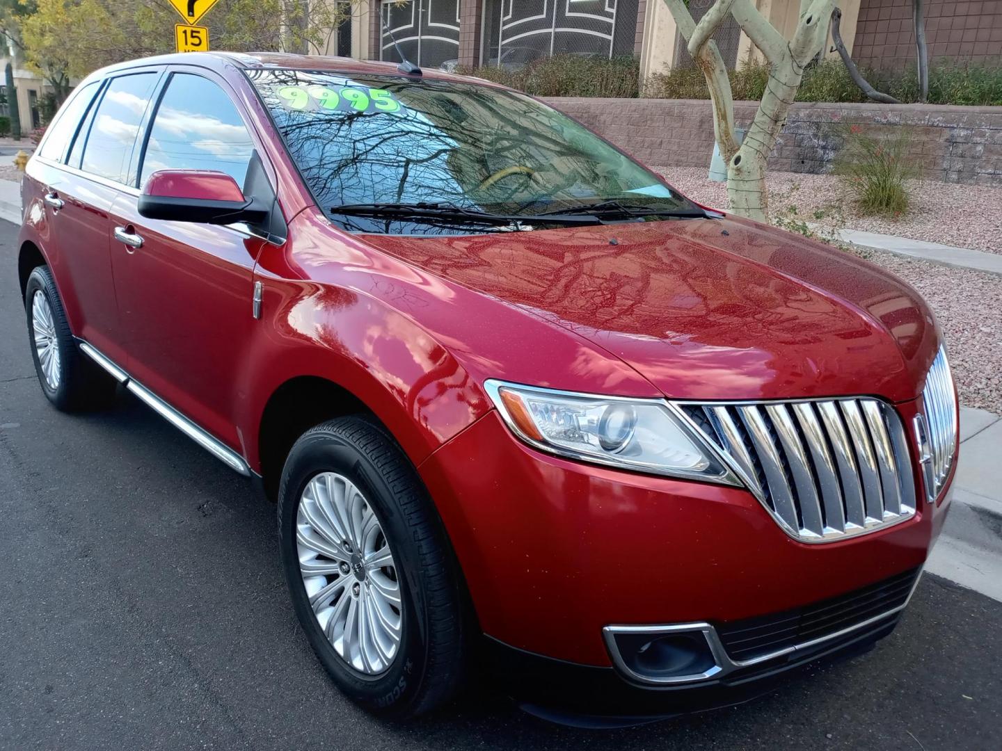 2013 /Tan and black Lincoln MKX (2LMDJ6JK8DB) with an 3.6L V6 DOHC 24V engine, 4-Speed Automatic transmission, located at 323 E Dunlap Ave., Phoenix, AZ, 85020, (602) 331-9000, 33.567677, -112.069000 - 2013 Lincoln MKX,.......EXCELLENT condition,.... Ice Cold A/C, Tan and gray interior with Tan leather seats in near perfect condition, Rear AC, New brakes, Tune up, Touch screen Stereo/CD Player, Bluetooth, Phone sync, Satellite, This suv is gorgeous inside and out, Incredible gas mileage! Arizona t - Photo#2