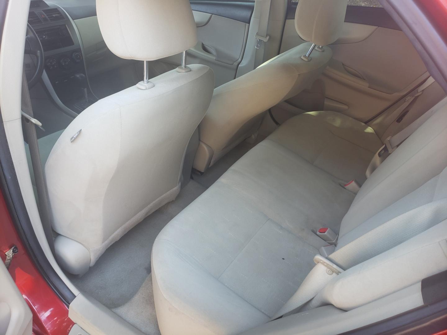 2012 /Tan and black Toyota Corolla l (5YFBU4EE0CP) with an 1.8L L4 DOHC 16V engine, 4-Speed Automatic transmission, located at 323 E Dunlap Ave., Phoenix, AZ, 85020, (602) 331-9000, 33.567677, -112.069000 - 2012 Toyota Corolla 4dr Sdn Auto L (Natl),....... EXCELLENT condition,..… A Real Must See!!.... No accidents, Power everything, Ice cold ac, Clean tan and Black interior with tan cloth seats in near perfect condition, power windows, power door locks, Stereo/CD Player, clean Arizona title, Runs an - Photo#10