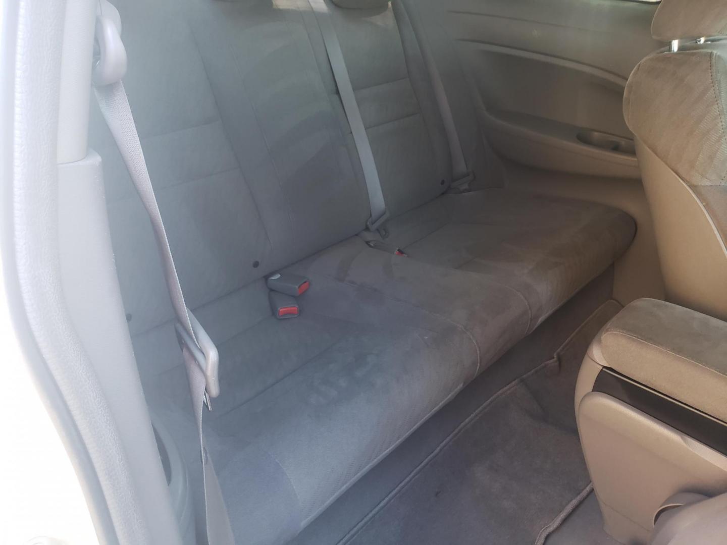 2010 Honda Civic LX Coupe 5-Speed AT (2HGFG1B6XAH) with an 1.8L L4 SOHC 16V engine, 5-Speed Automatic transmission, located at 323 E Dunlap Ave., Phoenix, AZ, 85020, (602) 331-9000, 33.567677, -112.069000 - Photo#13