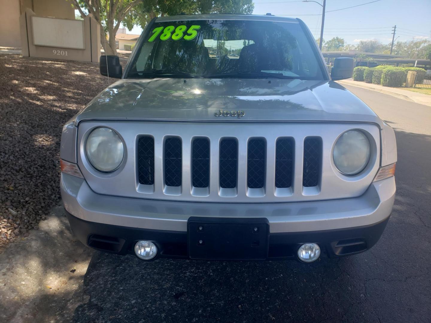 2014 /gray and black Jeep Patriot Sport 2WD (1C4NJPBA9ED) with an 2.0L L4 DOHC 16V engine, automatic transmission, located at 323 E Dunlap Ave., Phoenix, AZ, 85020, (602) 331-9000, 33.567677, -112.069000 - 2014 Jeep Patriot Sport 2WD,......EXCELLENT condition, A Real Must See!!.... No accidents, Power everything, Stereo/cd player, Ice cold ac, Clean gray and Black interior with black cloth seats in near perfect condition, power windows, power door locks, clean Arizona title, Runs and Drives Excellent. - Photo#1