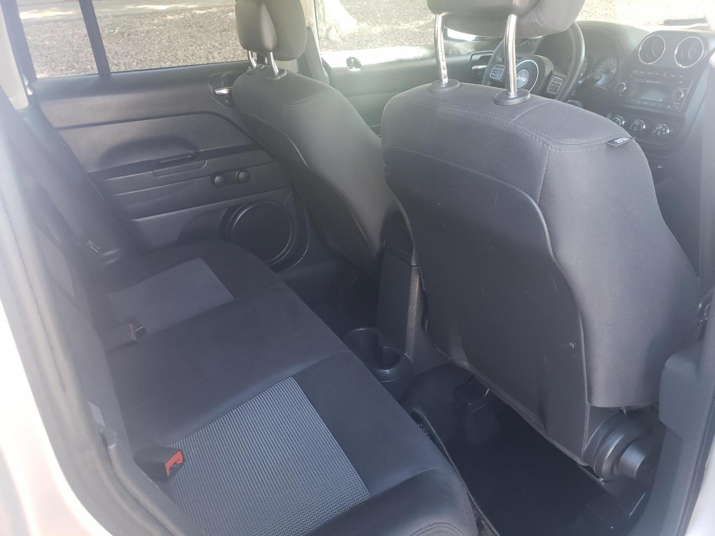 2014 /gray and black Jeep Patriot Sport 2WD (1C4NJPBA9ED) with an 2.0L L4 DOHC 16V engine, automatic transmission, located at 323 E Dunlap Ave., Phoenix, AZ, 85020, (602) 331-9000, 33.567677, -112.069000 - 2014 Jeep Patriot Sport 2WD,......EXCELLENT condition, A Real Must See!!.... No accidents, Power everything, Stereo/cd player, Ice cold ac, Clean gray and Black interior with black cloth seats in near perfect condition, power windows, power door locks, clean Arizona title, Runs and Drives Excellent. - Photo#15