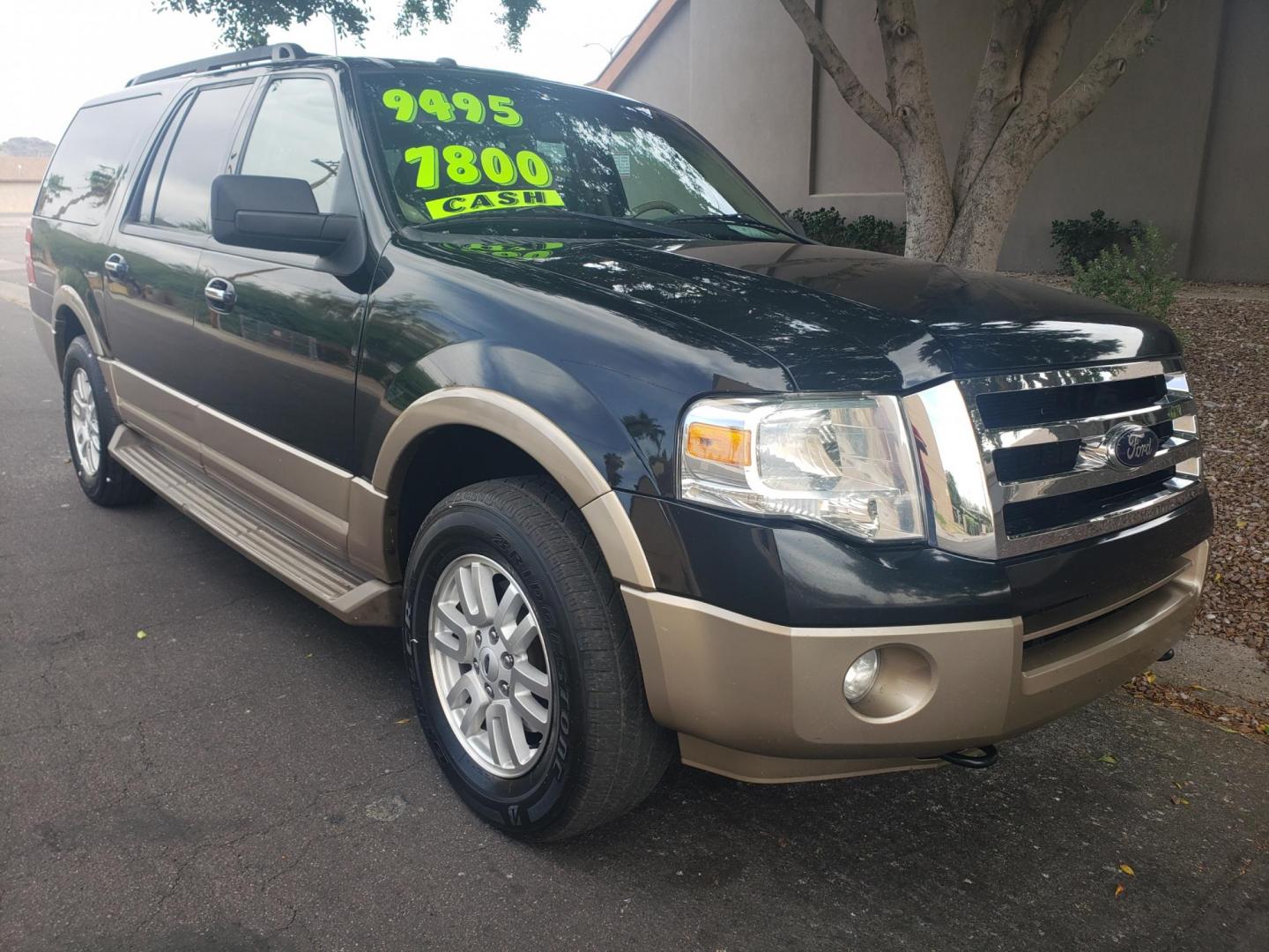 2014 black /tan Ford Expedition EL King Ranch 4WD (1FMJK1J56EE) with an 5.4L V8 SOHC 16V FFV engine, 6-Speed Automatic transmission, located at 323 E Dunlap Ave., Phoenix, AZ, 85020, (602) 331-9000, 33.567677, -112.069000 - Photo#0