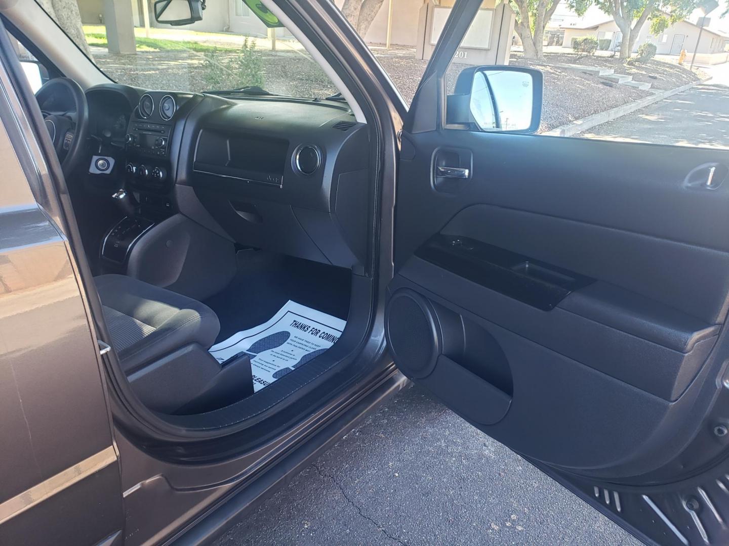 2017 gray /gray and black Jeep Patriot Sport 2WD (1C4NJPBA1HD) with an 2.0L L4 DOHC 16V engine, automatic transmission, located at 323 E Dunlap Ave., Phoenix, AZ, 85020, (602) 331-9000, 33.567677, -112.069000 - 2017 Jeep Patriot Sport 2WD,…….Ice Cold A/C, Clean gray and black interior with gray cloth seats in good condition, New brakes, Tune up, Stereo/CD Player, Bluetooth, Phone sync, Satellite compatible, This SUV is gorgeous inside and out, Incredible gas mileage! Arizona title , Runs and Drives E - Photo#12