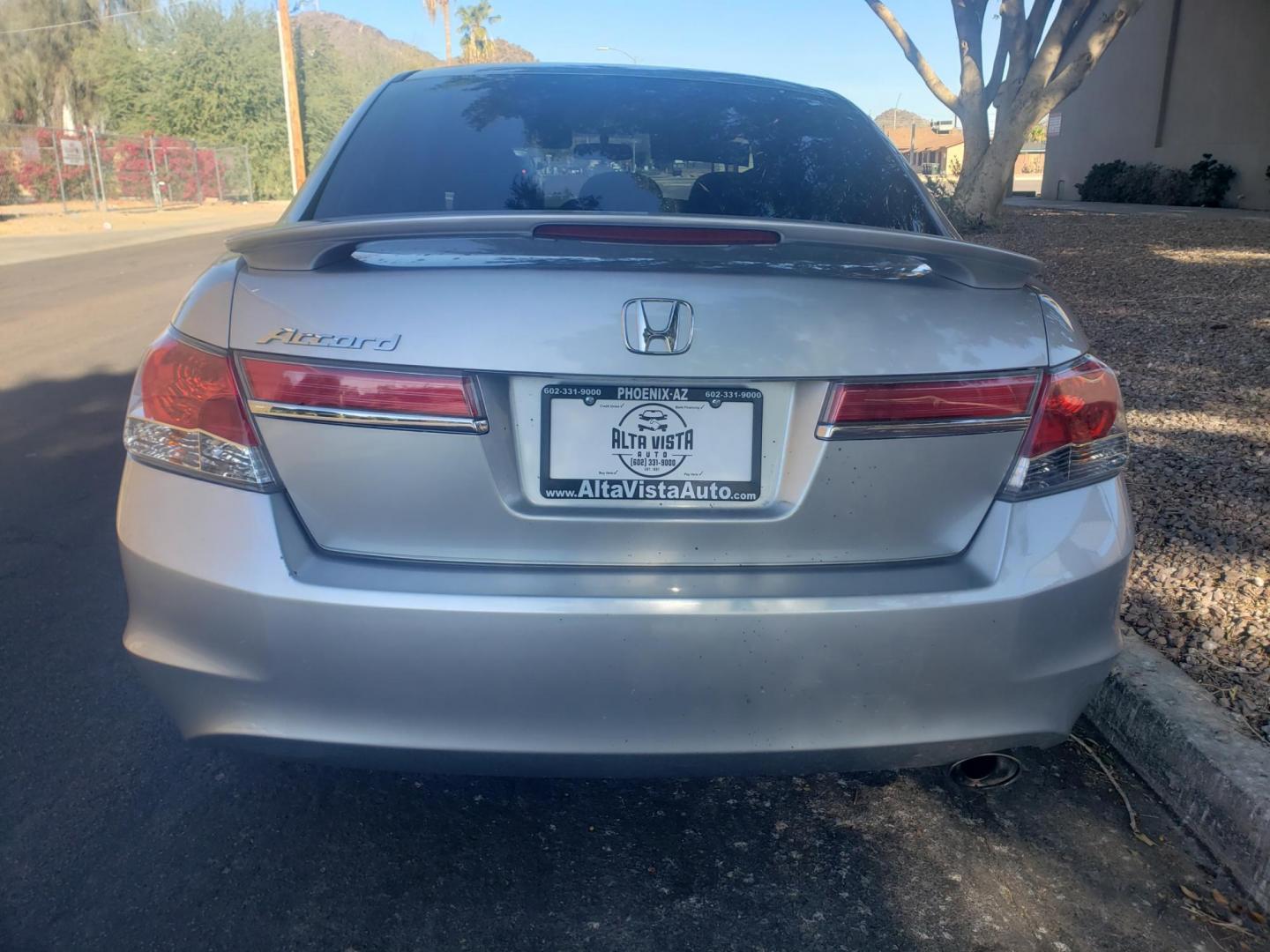 2012 silver /gray and black Honda Accord LX-P Sedan AT (1HGCP2F49CA) with an 2.4L L4 DOHC 16V engine, 5-Speed Automatic transmission, located at 323 E Dunlap Ave., Phoenix, AZ, 85020, (602) 331-9000, 33.567677, -112.069000 - 2012 Honda Accord LX-P Sedan AT,……. EXCELLENT condition,…… A Real Must See!!.... No accidents, Power everything, Ice cold ac, Clean Gray and Black interior with gray cloth seats in near perfect condition, power windows, power door locks, stereo/cd player, phone sync, blue tooth, clean Arizon - Photo#7