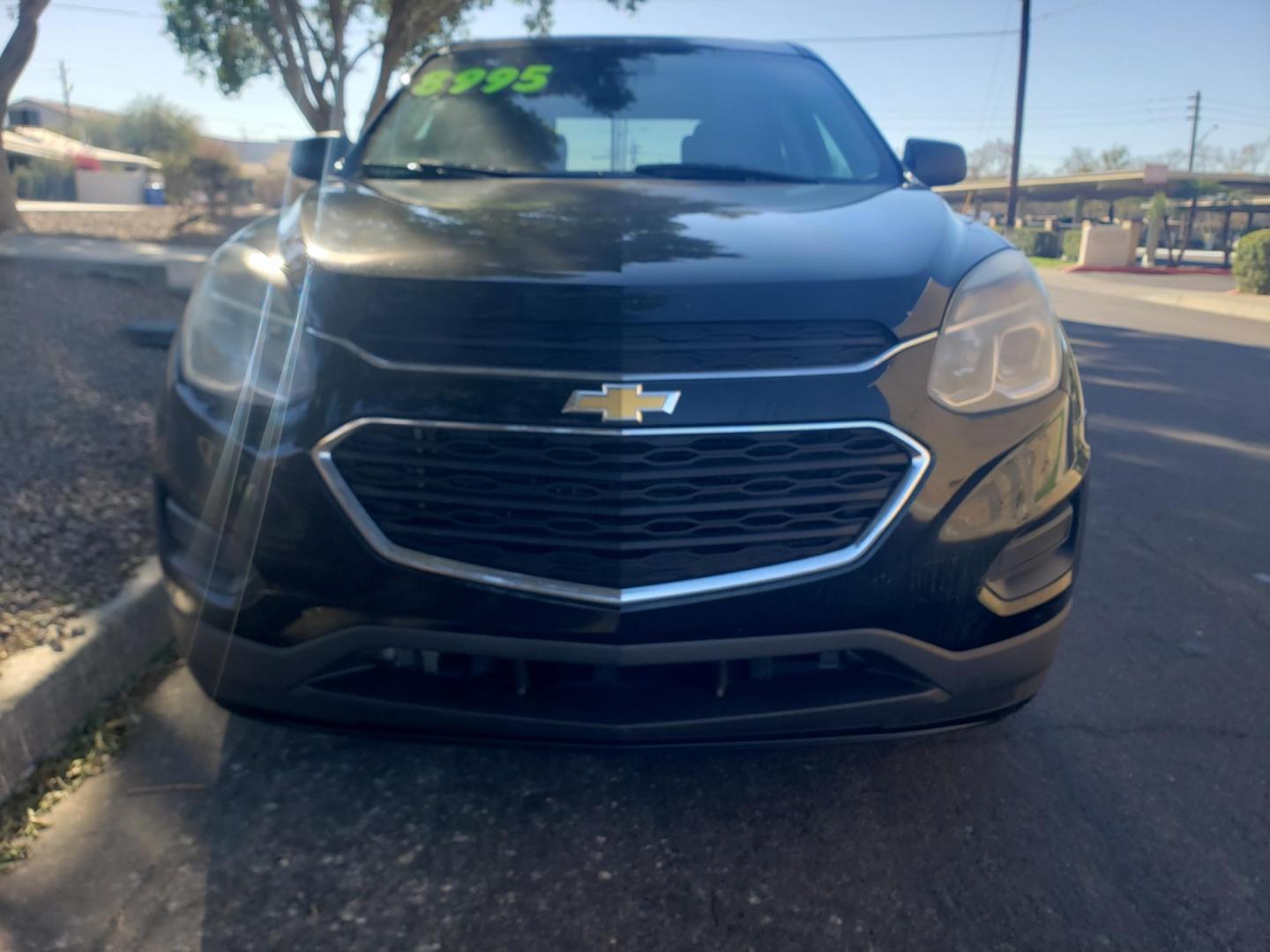 2017 Chevrolet Equinox LS 2WD (2GNALBEK6H1) with an 2.4L L4 DOHC 16V FFV engine, 6A transmission, located at 323 E Dunlap Ave., Phoenix, AZ, 85020, (602) 331-9000, 33.567677, -112.069000 - 2017 Chevrolet Equinox LS 2WD,……. EXCELLENT condition,…… A Real Must See!!.... No accidents, Power everything, Ice cold ac, gray and tan interior with tan leather seats in near perfect condition, power windows, power door locks, stereo/cd player, phone sync, blue tooth, backup camera, satell - Photo#1