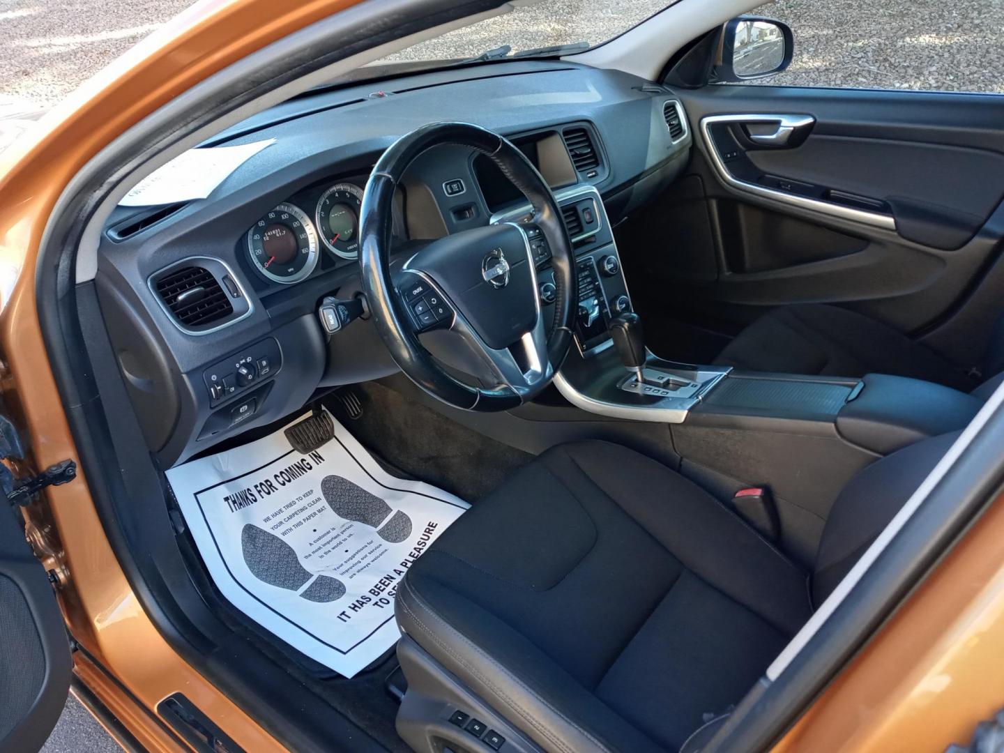 2012 bronze /gray and black Volvo S60 T5 (YV1622FS2C2) with an 2.5L L5 DOHC 20V TURBO engine, 6-Speed Automatic transmission, located at 323 E Dunlap Ave., Phoenix, AZ, 85020, (602) 331-9000, 33.567677, -112.069000 - 2012 Volvo S60 T5,……. EXCELLENT condition,…… A Real Must See!!.... No accidents, Power everything, Ice cold ac, gray and black interior with black cloth seats in near perfect condition, power windows, power door locks, stereo/cd player, phone sync, blue tooth, satellite compatible, clean Ar - Photo#8