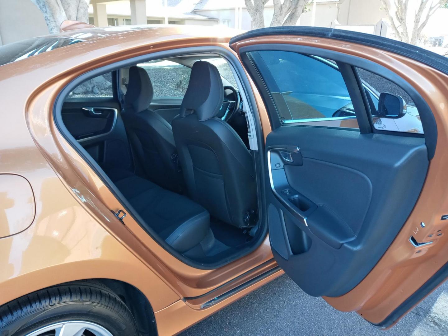 2012 bronze /gray and black Volvo S60 T5 (YV1622FS2C2) with an 2.5L L5 DOHC 20V TURBO engine, 6-Speed Automatic transmission, located at 323 E Dunlap Ave., Phoenix, AZ, 85020, (602) 331-9000, 33.567677, -112.069000 - 2012 Volvo S60 T5,……. EXCELLENT condition,…… A Real Must See!!.... No accidents, Power everything, Ice cold ac, gray and black interior with black cloth seats in near perfect condition, power windows, power door locks, stereo/cd player, phone sync, blue tooth, satellite compatible, clean Ar - Photo#13