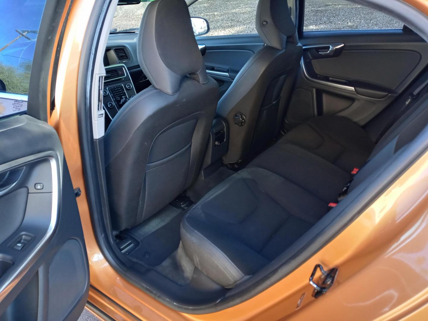 2012 bronze /gray and black Volvo S60 T5 (YV1622FS2C2) with an 2.5L L5 DOHC 20V TURBO engine, 6-Speed Automatic transmission, located at 323 E Dunlap Ave., Phoenix, AZ, 85020, (602) 331-9000, 33.567677, -112.069000 - 2012 Volvo S60 T5,……. EXCELLENT condition,…… A Real Must See!!.... No accidents, Power everything, Ice cold ac, gray and black interior with black cloth seats in near perfect condition, power windows, power door locks, stereo/cd player, phone sync, blue tooth, satellite compatible, clean Ar - Photo#10
