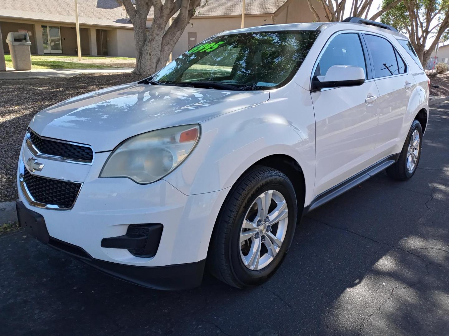 2013 WHITE /gray and black Chevrolet Equinox 1LT AWD (2GNFLEEK0D6) with an 2.4L L4 DOHC 16V engine, 6-Speed Automatic transmission, located at 323 E Dunlap Ave., Phoenix, AZ, 85020, (602) 331-9000, 33.567677, -112.069000 - 2013 Chevrolet Equinox 1LT AWD,……. EXCELLENT condition,…… A Real Must See!!.... No accidents, Power everything, Ice cold ac, gray and black interior with black cloth seats in near perfect condition, power windows, power door locks, touch screen stereo/cd player, phone sync, blue tooth, backu - Photo#0