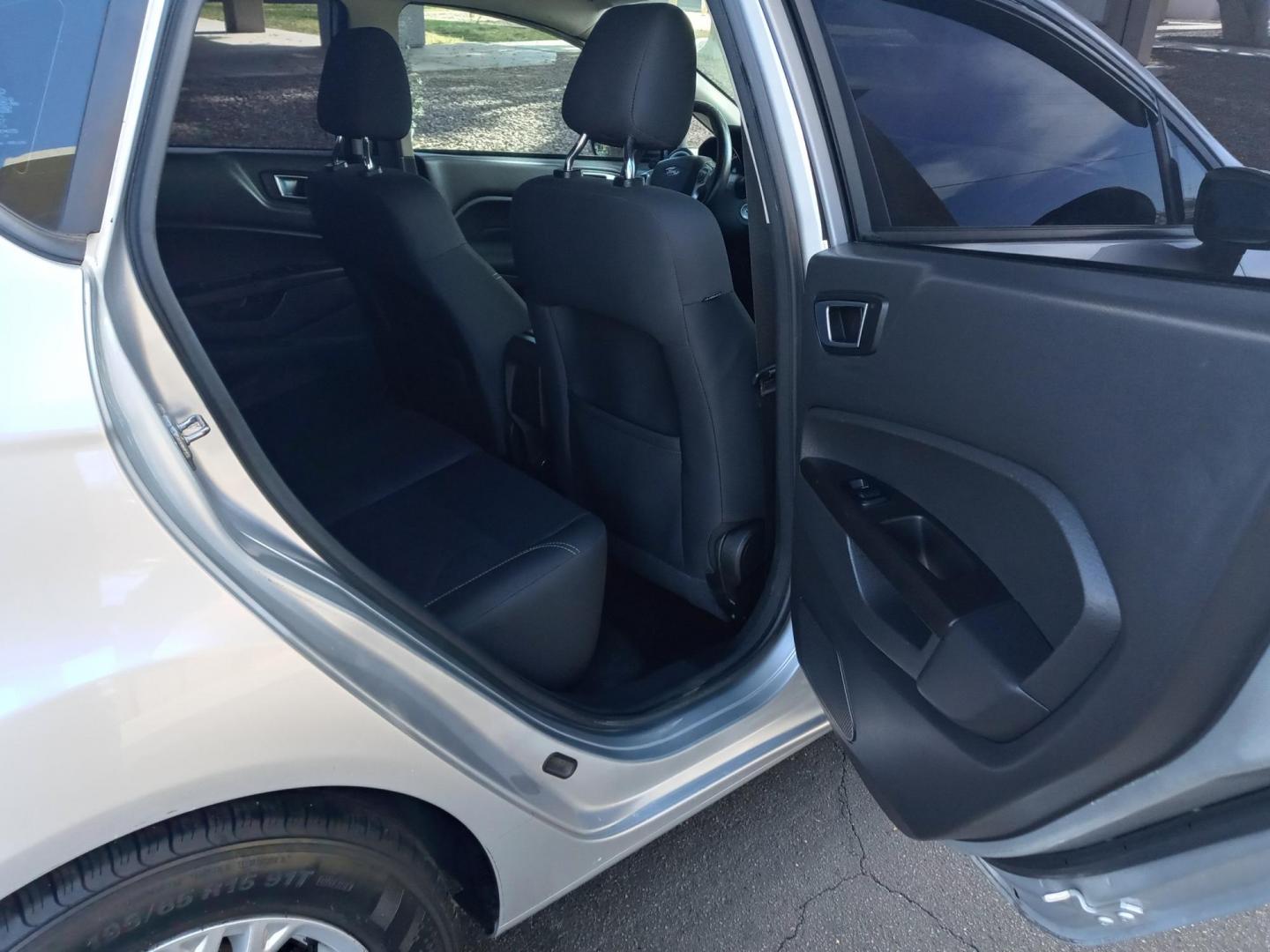 2016 silver /gray and black Ford Fiesta SE Hatchback (3FADP4EJ8GM) with an 1.6L L4 DOHC 16V engine, automatic transmission, located at 323 E Dunlap Ave., Phoenix, AZ, 85020, (602) 331-9000, 33.567677, -112.069000 - 2016 Ford Fiesta SE Hatchback,...... EXCELLENT condition, A Real Must See!!.... No accidents, Ice cold ac, Stereo/CD Player, Bluetooth, Phone sync, Clean Black and gray interior with Black cloth seats in near perfect condition, power windows, power door locks, clean Arizona title, Runs and Drives E - Photo#13
