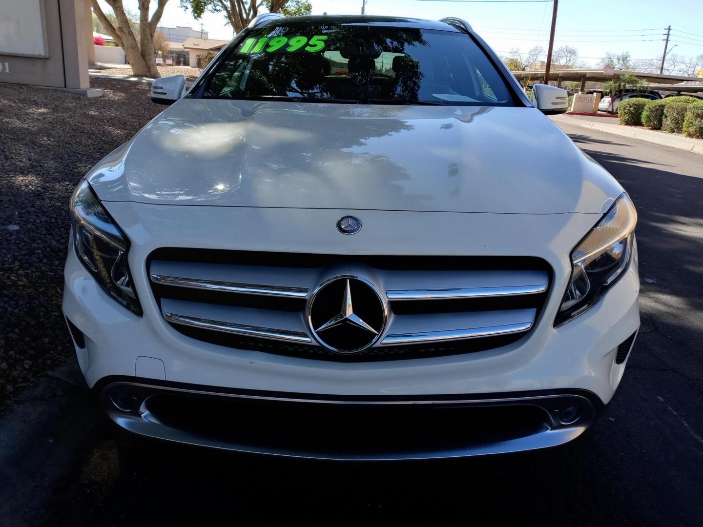 2017 WHITE /black Mercedes-Benz GLA-Class GLA250 (WDCTG4EBXHJ) with an 2.0L L4 DOHC 16V TURBO engine, 7A transmission, located at 323 E Dunlap Ave., Phoenix, AZ, 85020, (602) 331-9000, 33.567677, -112.069000 - 2017 Mercedes-Benz GLA-Class GLA250,......A True Must See!! No accidents, IceCold AC, The car is gorgeous inside and out, power windows, power door locks, Gorgeous tinted sunroof, Stereo/Cd Player, Navigation, Phone sync, Bluetooth, Satellite radio compatible, Backup camera, Clean Black Interior wit - Photo#1