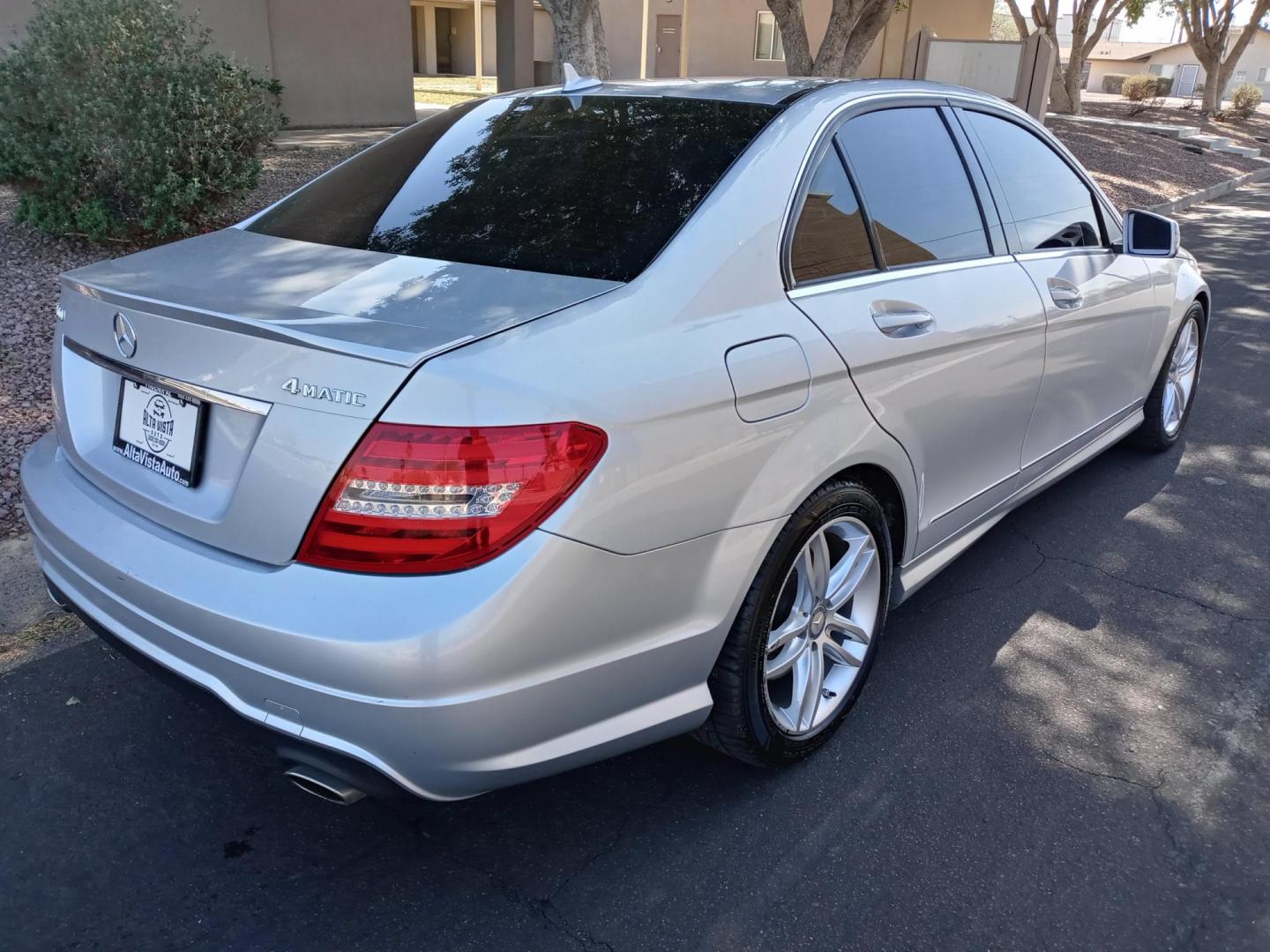 2014 silver /black Mercedes-Benz C-Class C300 4MATIC Sport Sedan (WDDGF8AB5ER) with an 3.0L V6 DOHC 24V engine, 7-Speed Automatic transmission, located at 323 E Dunlap Ave., Phoenix, AZ, 85020, (602) 331-9000, 33.567677, -112.069000 - 2014 Mercedes-Benz C-Class C300 4MATIC Sport Sedan,……. EXCELLENT condition,…… A Real Must See!!.... No accidents, Power everything, Ice cold ac, black interior with black leather seats in near perfect condition, power windows, power door locks, stereo/cd player, phone sync, blue tooth, Gorge - Photo#3
