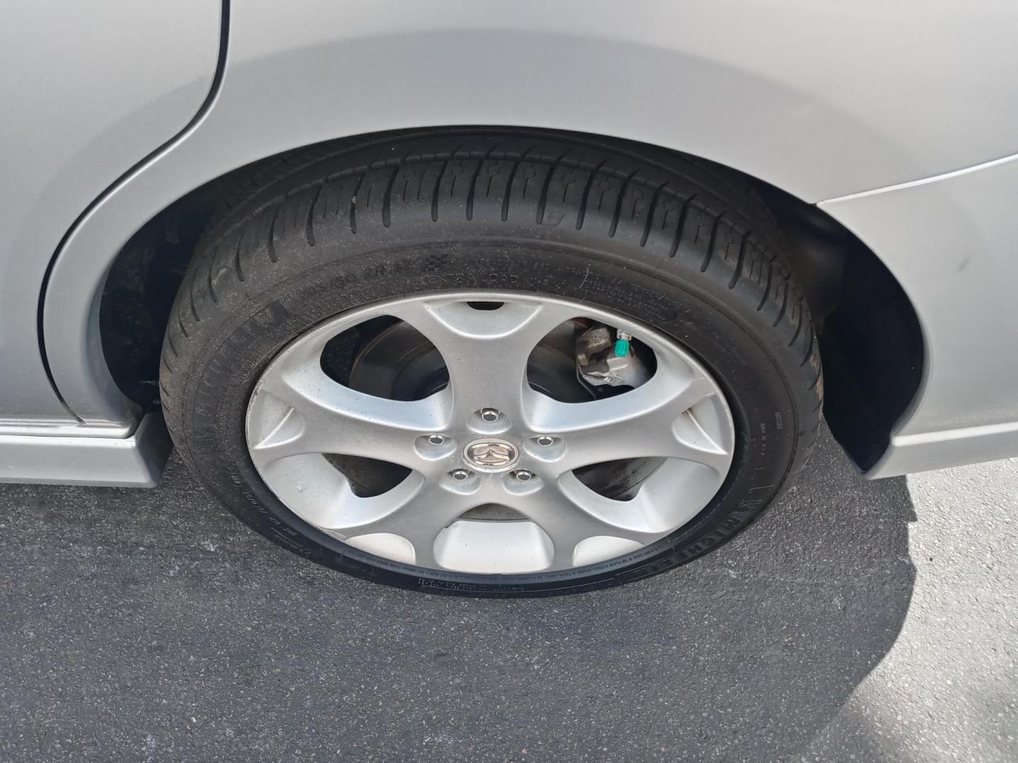 2008 silver /gray and black Mazda MAZDA5 Grand Touring (JM1CR293080) with an 2.3L L4 DOHC 16V engine, 5-Speed Automatic transmission, located at 323 E Dunlap Ave., Phoenix, AZ, 85020, (602) 331-9000, 33.567677, -112.069000 - 2008 Mazda MAZDA5 Grand Touring,.......EXCELLENT condition,........ Ice Cold A/C, Clean black and gray interior with black cloth seats in near perfect condition, New brakes, Tune up, Stereo/CD Player, Bluetooth, Phone sync, Satellite compatible, 3RD Row seating, Rear A/C, Gorgeous tinted sunroof, Th - Photo#22