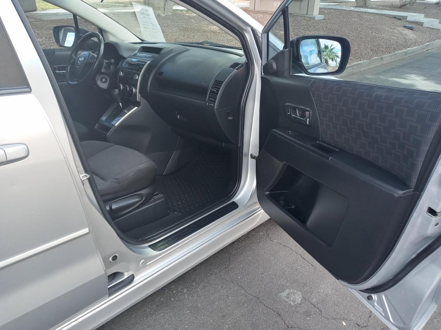 2008 silver /gray and black Mazda MAZDA5 Grand Touring (JM1CR293080) with an 2.3L L4 DOHC 16V engine, 5-Speed Automatic transmission, located at 323 E Dunlap Ave., Phoenix, AZ, 85020, (602) 331-9000, 33.567677, -112.069000 - 2008 Mazda MAZDA5 Grand Touring,.......EXCELLENT condition,........ Ice Cold A/C, Clean black and gray interior with black cloth seats in near perfect condition, New brakes, Tune up, Stereo/CD Player, Bluetooth, Phone sync, Satellite compatible, 3RD Row seating, Rear A/C, Gorgeous tinted sunroof, Th - Photo#13