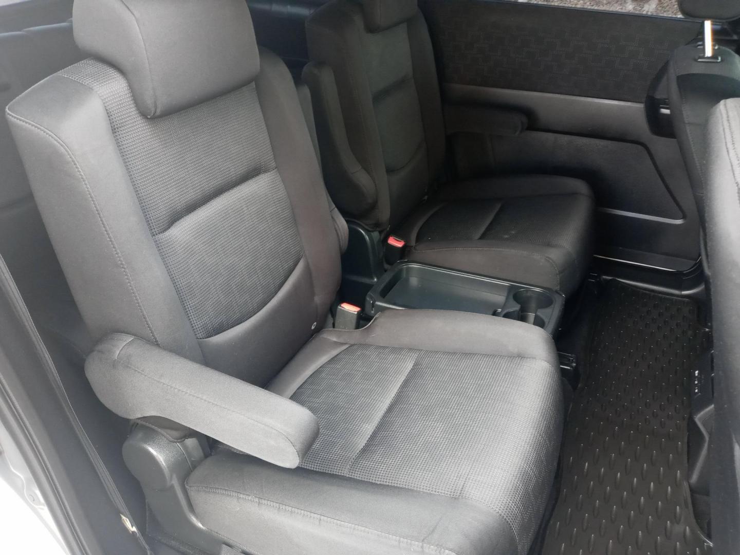 2008 silver /gray and black Mazda MAZDA5 Grand Touring (JM1CR293080) with an 2.3L L4 DOHC 16V engine, 5-Speed Automatic transmission, located at 323 E Dunlap Ave., Phoenix, AZ, 85020, (602) 331-9000, 33.567677, -112.069000 - 2008 Mazda MAZDA5 Grand Touring,.......EXCELLENT condition,........ Ice Cold A/C, Clean black and gray interior with black cloth seats in near perfect condition, New brakes, Tune up, Stereo/CD Player, Bluetooth, Phone sync, Satellite compatible, 3RD Row seating, Rear A/C, Gorgeous tinted sunroof, Th - Photo#16