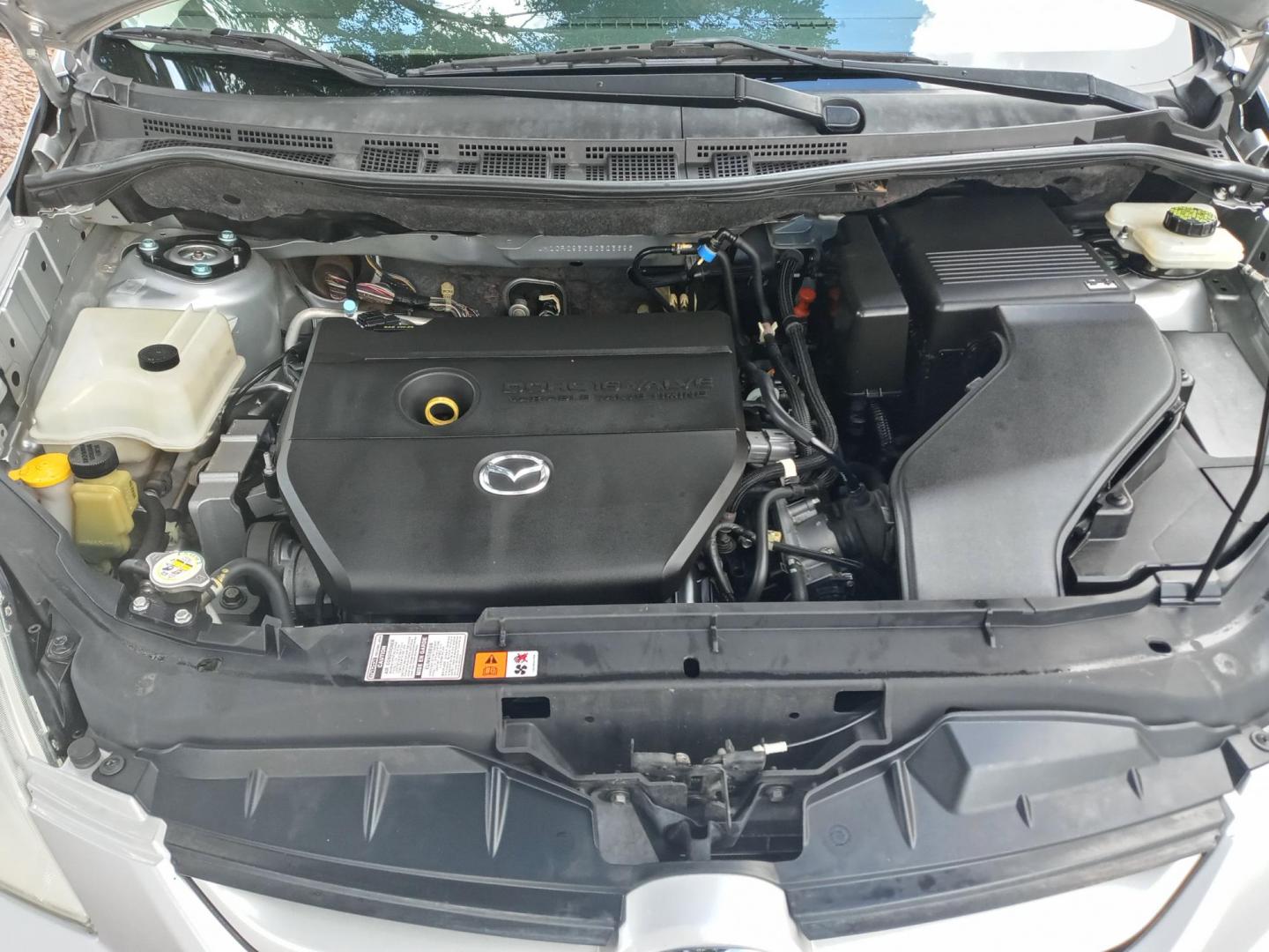 2008 silver /gray and black Mazda MAZDA5 Grand Touring (JM1CR293080) with an 2.3L L4 DOHC 16V engine, 5-Speed Automatic transmission, located at 323 E Dunlap Ave., Phoenix, AZ, 85020, (602) 331-9000, 33.567677, -112.069000 - 2008 Mazda MAZDA5 Grand Touring,.......EXCELLENT condition,........ Ice Cold A/C, Clean black and gray interior with black cloth seats in near perfect condition, New brakes, Tune up, Stereo/CD Player, Bluetooth, Phone sync, Satellite compatible, 3RD Row seating, Rear A/C, Gorgeous tinted sunroof, Th - Photo#21
