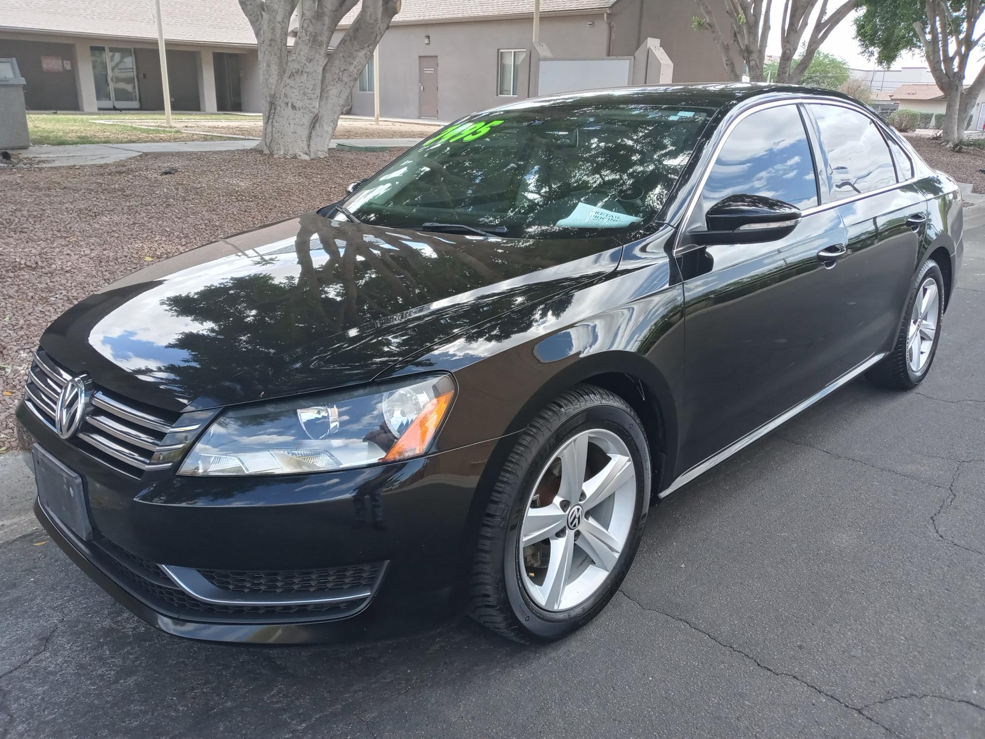 photo of 2012 Volkswagen Passat 2.5L SE AT