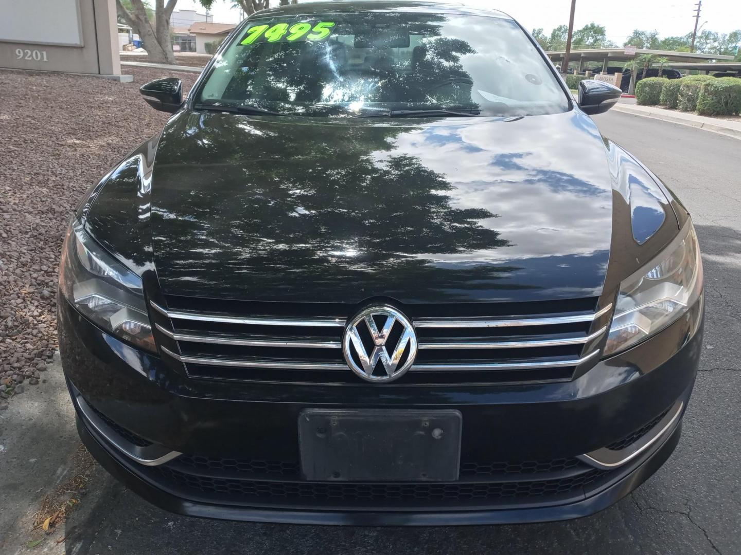 2012 black /black Volkswagen Passat 2.5L SE AT (1VWBP7A36CC) with an 2.5L L5 engine, 6-Speed Automatic transmission, located at 323 E Dunlap Ave., Phoenix, AZ, 85020, (602) 331-9000, 33.567677, -112.069000 - 2012 Volkswagen Passat 2.5L SE AT,..............A Must See!!..... No accidents,..... Ice cold AC. The car is gorgeous inside and out. Power windows, Power door locks, Touch screen Stereo/CD Player, Phone sync, Bluetooth, Satellite compatible, Beautiful black interior with black leather seats in near - Photo#1