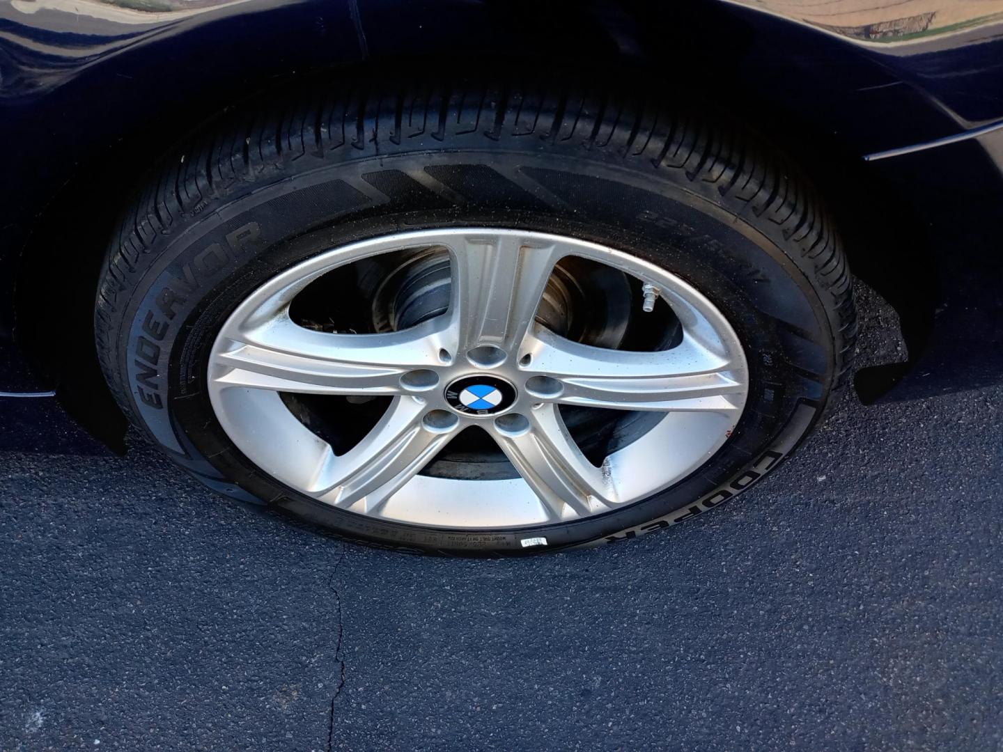 2013 black /black BMW 3-Series 328i Sedan (WBA3C1C58DF) with an 2.0L L4 DOHC 16V engine, automatic transmission, located at 323 E Dunlap Ave., Phoenix, AZ, 85020, (602) 331-9000, 33.567677, -112.069000 - 2013 BMW 3-Series 328i Sedan,……. EXCELLENT condition,…… A Real Must See!!.... No accidents, Power everything, Ice cold ac, Black interior with black leather seats in near perfect condition, power windows, power door locks, stereo/cd player, phone sync, blue tooth, Gorgeous tinted sunroof, cl - Photo#20