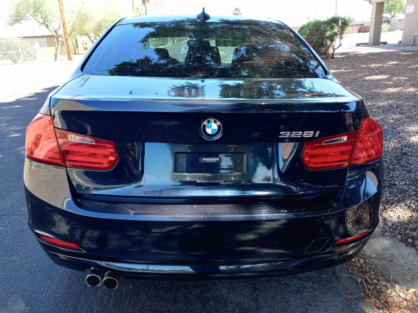 2013 black /black BMW 3-Series 328i Sedan (WBA3C1C58DF) with an 2.0L L4 DOHC 16V engine, automatic transmission, located at 323 E Dunlap Ave., Phoenix, AZ, 85020, (602) 331-9000, 33.567677, -112.069000 - 2013 BMW 3-Series 328i Sedan,……. EXCELLENT condition,…… A Real Must See!!.... No accidents, Power everything, Ice cold ac, Black interior with black leather seats in near perfect condition, power windows, power door locks, stereo/cd player, phone sync, blue tooth, Gorgeous tinted sunroof, cl - Photo#7