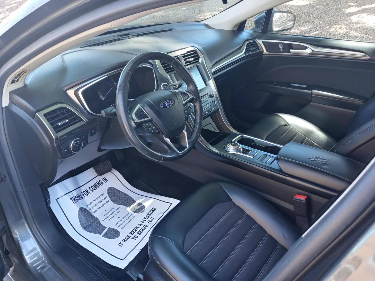 2017 gray /black Ford Fusion Hybrid SE (3FA6P0LU0HR) with an 2.0L L4 DOHC 16V HYBRID engine, CVT transmission, located at 323 E Dunlap Ave., Phoenix, AZ, 85020, (602) 331-9000, 33.567677, -112.069000 - 2017 Ford Fusion Hybrid SE,........EXCELLENT condition, A Real Must See!!.... No accidents, Power everything, Touch screen Stereo/cd player, Phone sync, Bluetooth, Satellite compatible, backup camera, navigation, Ice cold ac, Clean Black interior with black leather seats in near perfect condition, p - Photo#9