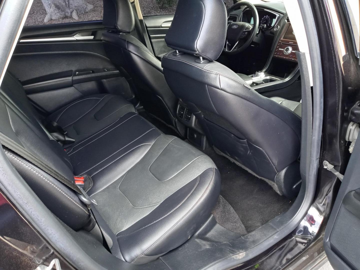 2020 black /black Ford Fusion Titanium AWD (3FA6P0D96LR) with an 2.0L L4 DOHC 16V engine, 6A transmission, located at 323 E Dunlap Ave., Phoenix, AZ, 85020, (602) 331-9000, 33.567677, -112.069000 - 2020 Ford Fusion Titanium AWD,........EXCELLENT condition, A Real Must See!!.... No accidents, Power everything, Touch screen Stereo/cd player, Phone sync, Bluetooth, Satellite compatible, Navigation, Backup camera, Ice cold ac, Clean Black interior with Black leather seats in near perfect condition - Photo#15