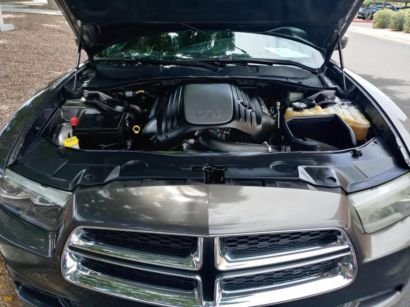 2014 gray /black Dodge Charger R/T (2C3CDXCT1EH) with an 5.7L V8 OHV 16V engine, 5-Speed Automatic transmission, located at 323 E Dunlap Ave., Phoenix, AZ, 85020, (602) 331-9000, 33.567677, -112.069000 - 2014 Dodge Charger R/T,........EXCELLENT condition, A Real Must See!!.... No accidents, Power everything, Touch screen Stereo/cd player, Phone sync, Bluetooth, Satellite compatible, Ice cold ac, Clean Black interior with Black cloth seats in near perfect condition, power windows, power door locks, - Photo#16