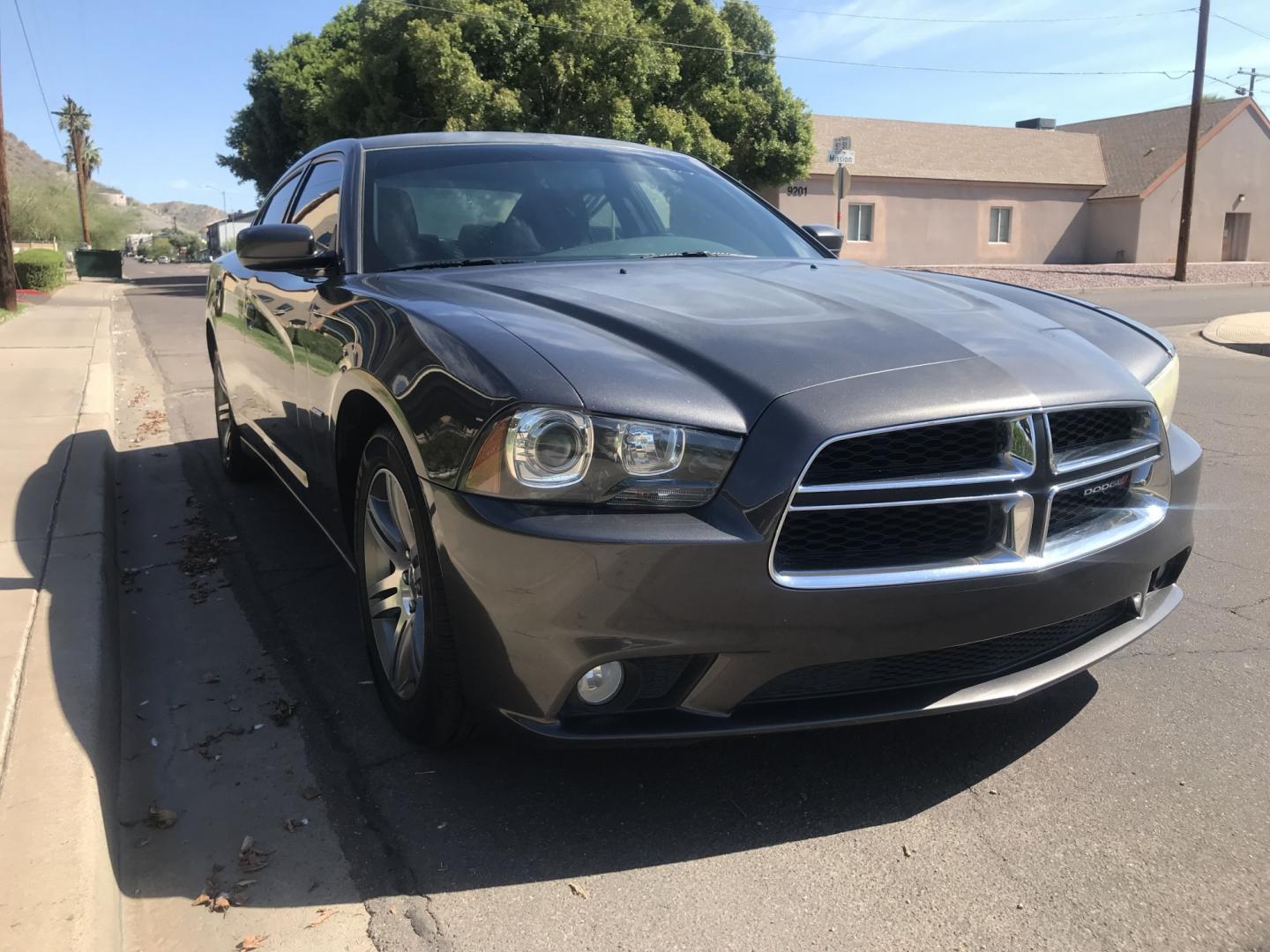 2014 gray /black Dodge Charger R/T (2C3CDXCT1EH) with an 5.7L V8 OHV 16V engine, 5-Speed Automatic transmission, located at 323 E Dunlap Ave., Phoenix, AZ, 85020, (602) 331-9000, 33.567677, -112.069000 - 2014 Dodge Charger R/T,........ A Real Must See!!.... Power everything, Touch screen Stereo/cd player, Phone sync, Bluetooth, Satellite compatible, Ice cold ac, Clean Black interior, power windows, power door locks, clean Arizona title, Runs and Drives Excellent. Very clean inside and out, Any q- Photo#4