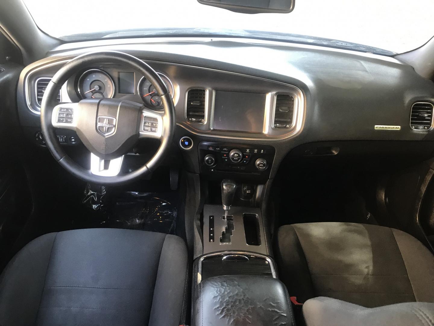 2014 gray /black Dodge Charger R/T (2C3CDXCT1EH) with an 5.7L V8 OHV 16V engine, 5-Speed Automatic transmission, located at 323 E Dunlap Ave., Phoenix, AZ, 85020, (602) 331-9000, 33.567677, -112.069000 - 2014 Dodge Charger R/T,........ A Real Must See!!.... Power everything, Touch screen Stereo/cd player, Phone sync, Bluetooth, Satellite compatible, Ice cold ac, Clean Black interior, power windows, power door locks, clean Arizona title, Runs and Drives Excellent. Very clean inside and out, Any q- Photo#9