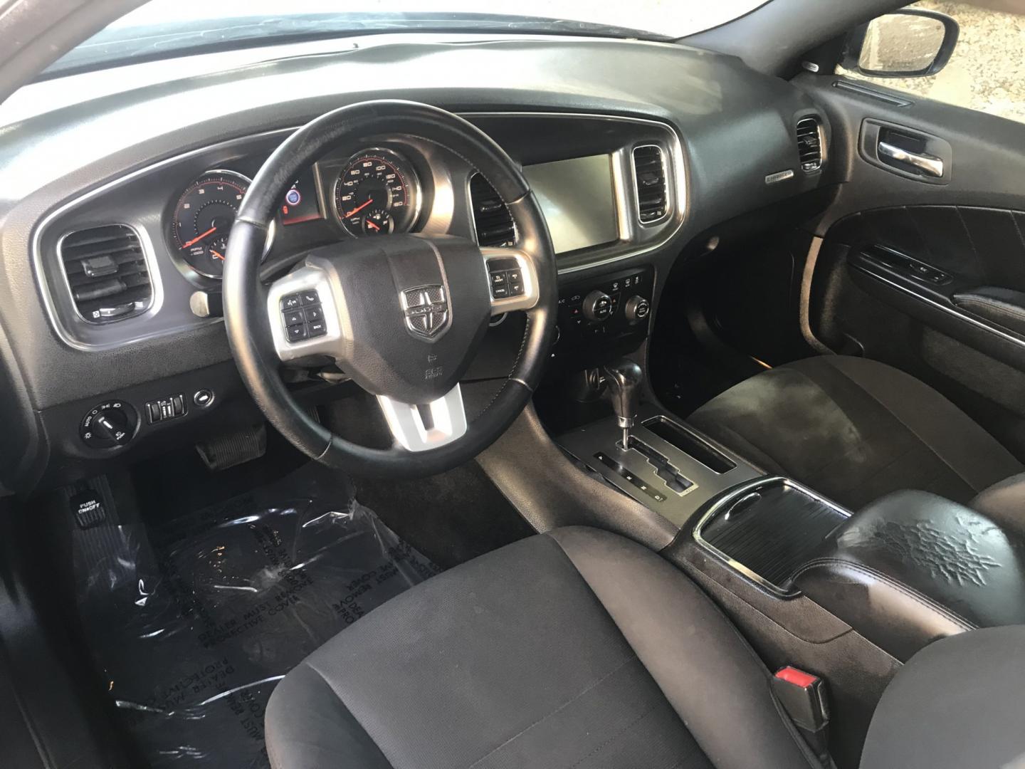 2014 gray /black Dodge Charger R/T (2C3CDXCT1EH) with an 5.7L V8 OHV 16V engine, 5-Speed Automatic transmission, located at 323 E Dunlap Ave., Phoenix, AZ, 85020, (602) 331-9000, 33.567677, -112.069000 - 2014 Dodge Charger R/T,........ A Real Must See!!.... Power everything, Touch screen Stereo/cd player, Phone sync, Bluetooth, Satellite compatible, Ice cold ac, Clean Black interior, power windows, power door locks, clean Arizona title, Runs and Drives Excellent. Very clean inside and out, Any q- Photo#11
