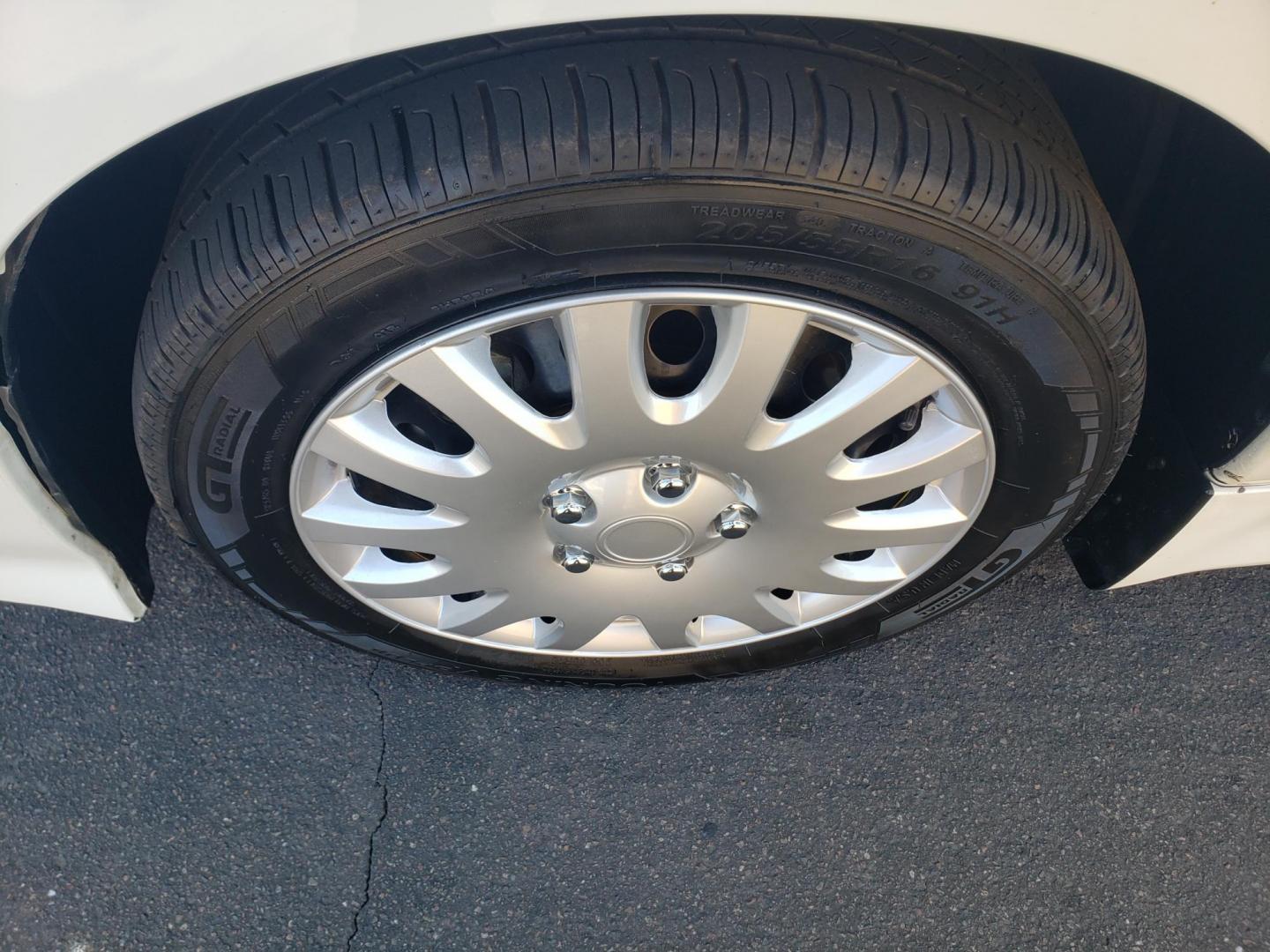 2019 Nissan Leaf SV (1N4AZ1CP8KC) with an ELECTRIC engine, CVT transmission, located at 323 E Dunlap Ave., Phoenix, AZ, 85020, (602) 331-9000, 33.567677, -112.069000 - 2019 Nissan Leaf SV,.......A Must See!! ONLY 66K MILES!!!.... $8,995 CASH ONLY PRICING!!!........No accidents, Ice cold AC. The car is gorgeous inside and out. Power windows, Power door locks, Touch screen Stereo, Phone sync, Bluetooth, Satellite compatible, Backup camera, Beautiful gray and black - Photo#19