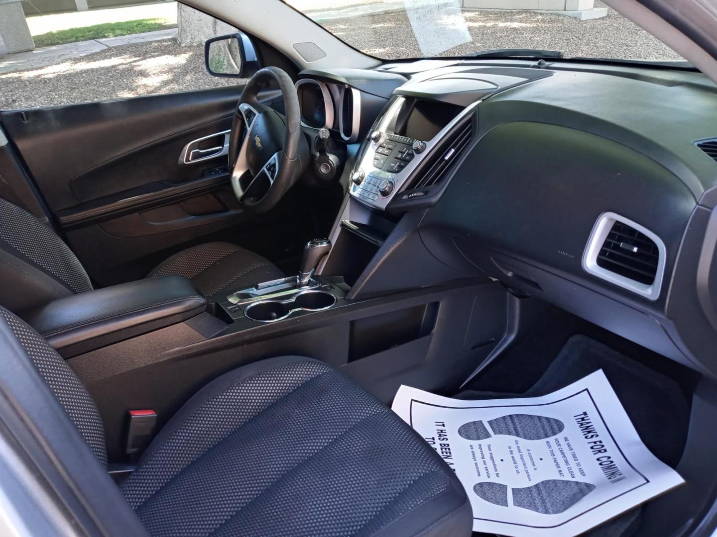 2016 silver /gray and black Chevrolet Equinox LT 2WD (2GNALCEK9G1) with an 2.4L L4 DOHC 16V FFV engine, 6A transmission, located at 323 E Dunlap Ave., Phoenix, AZ, 85020, (602) 331-9000, 33.567677, -112.069000 - 2016 Chevrolet Equinox LT 2WD,.......EXCELLENT condition,.... Ice Cold A/C, Black and gray interior with black cloth seats in near perfect condition, New brakes, Tune up, touch screen Stereo, Bluetooth, Phone sync, Backuup camera, Satellite compatible, This suv is gorgeous inside and out, Incredibl - Photo#13