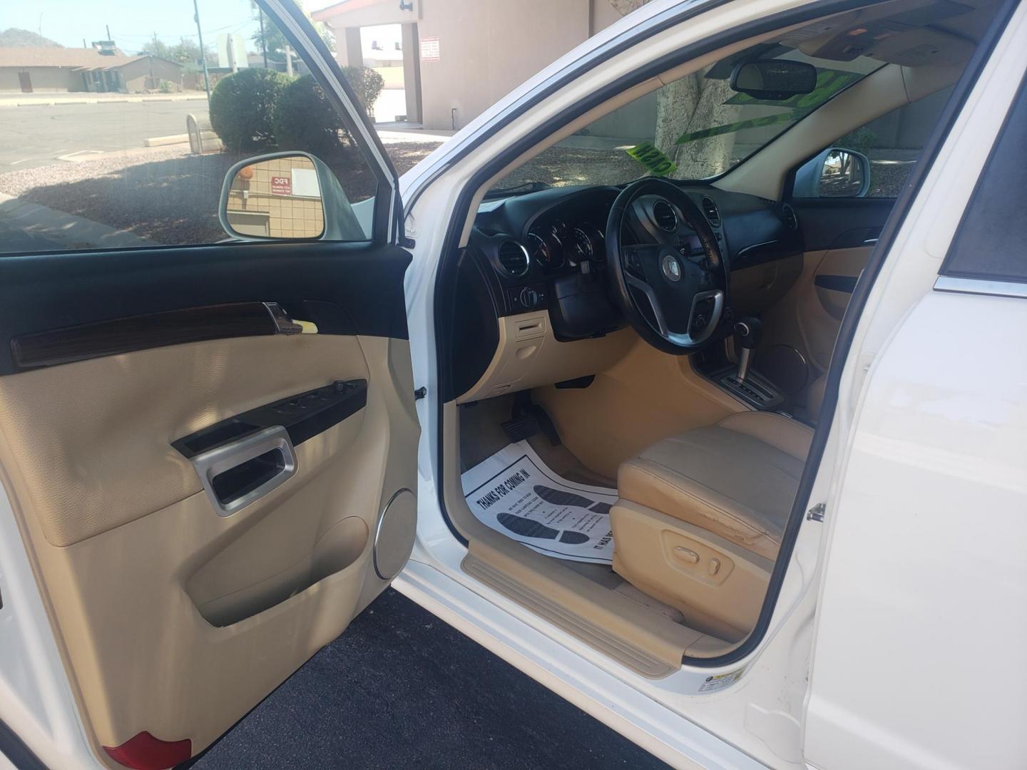 2008 WHITE /tan Saturn VUE FWD V6 XR (3GSCL53718S) with an 3.6L V6 DOHC 24V engine, 6-Speed Automatic Overdrive transmission, located at 323 E Dunlap Ave., Phoenix, AZ, 85020, (602) 331-9000, 33.567677, -112.069000 - 2008 Saturn VUE FWD V6 XR,.......EXCELLENT condition,.... Ice Cold A/C, tan interior with tan leather seats in near perfect condition, New brakes, Tune up, Stereo/CD Player, Bluetooth, Phone sync, Satellite compatible, This suv is gorgeous inside and out, Incredible gas mileage! Arizona title , Run - Photo#7