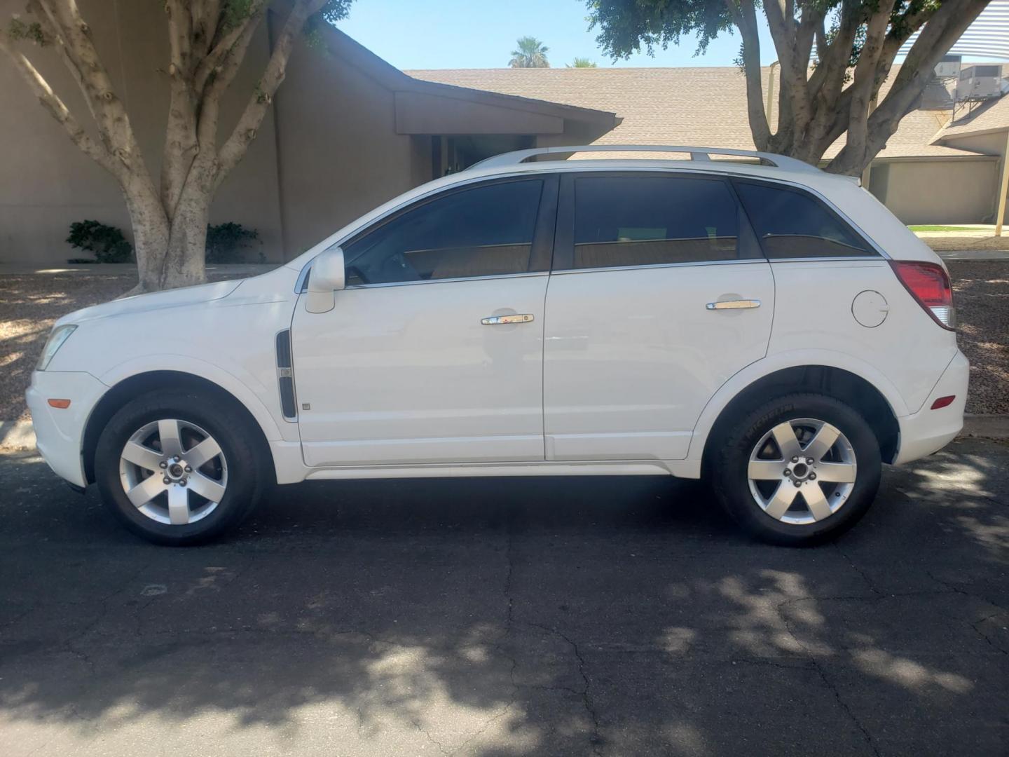 2008 WHITE /tan Saturn VUE FWD V6 XR (3GSCL53718S) with an 3.6L V6 DOHC 24V engine, 6-Speed Automatic Overdrive transmission, located at 323 E Dunlap Ave., Phoenix, AZ, 85020, (602) 331-9000, 33.567677, -112.069000 - 2008 Saturn VUE FWD V6 XR,.......EXCELLENT condition,.... Ice Cold A/C, tan interior with tan leather seats in near perfect condition, New brakes, Tune up, Stereo/CD Player, Bluetooth, Phone sync, Satellite compatible, This suv is gorgeous inside and out, Incredible gas mileage! Arizona title , Run - Photo#5