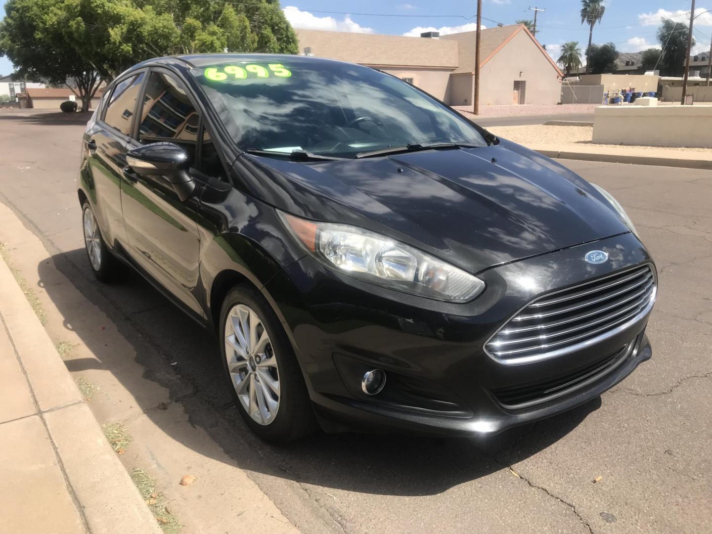 2014 gray /gray Ford Fiesta SE Hatchback (3FADP4EJ1EM) with an 1.6L L4 DOHC 16V engine, automatic transmission, located at 323 E Dunlap Ave., Phoenix, AZ, 85020, (602) 331-9000, 33.567677, -112.069000 - 2014 Ford Fiesta SE,.....A Must See!!...Automatic, 1.6L Engine, Super Economical -- (LOW 98k miles) .... Ice cold AC. The car is gorgeous inside and out. Power windows, Power door locks, Stereo/ CD Player, Phone sync, Bluetooth, Beautiful Gray interior with gray cloth seats in near perfect condition - Photo#4