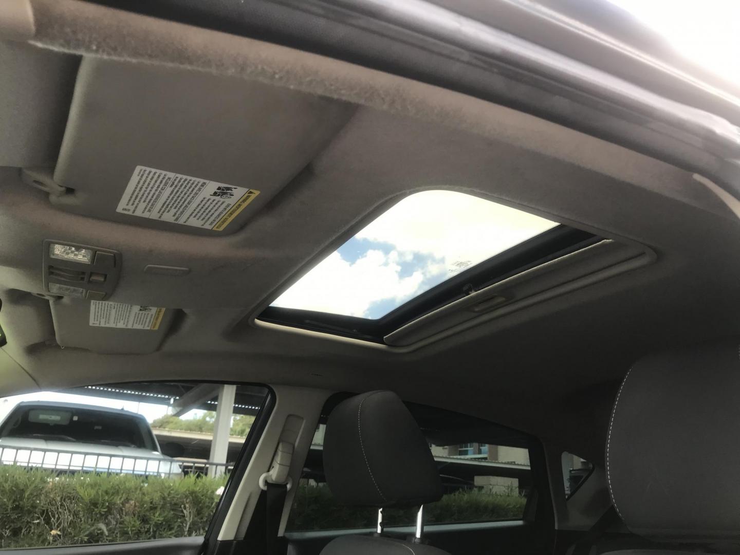 2014 gray /gray Ford Fiesta SE Hatchback (3FADP4EJ1EM) with an 1.6L L4 DOHC 16V engine, automatic transmission, located at 323 E Dunlap Ave., Phoenix, AZ, 85020, (602) 331-9000, 33.567677, -112.069000 - 2014 Ford Fiesta SE,.....A Must See!!...Automatic, 1.6L Engine, Super Economical -- (LOW 98k miles) .... Ice cold AC. The car is gorgeous inside and out. Power windows, Power door locks, Stereo/ CD Player, Phone sync, Bluetooth, Beautiful Gray interior with gray cloth seats in near perfect condition - Photo#12