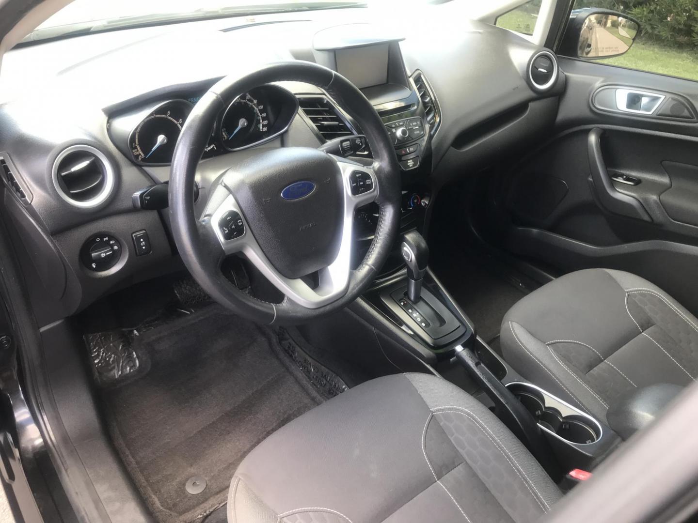2014 gray /gray Ford Fiesta SE Hatchback (3FADP4EJ1EM) with an 1.6L L4 DOHC 16V engine, automatic transmission, located at 323 E Dunlap Ave., Phoenix, AZ, 85020, (602) 331-9000, 33.567677, -112.069000 - 2014 Ford Fiesta SE,.....A Must See!!...Automatic, 1.6L Engine, Super Economical -- (LOW 98k miles) .... Ice cold AC. The car is gorgeous inside and out. Power windows, Power door locks, Stereo/ CD Player, Phone sync, Bluetooth, Beautiful Gray interior with gray cloth seats in near perfect condition - Photo#11
