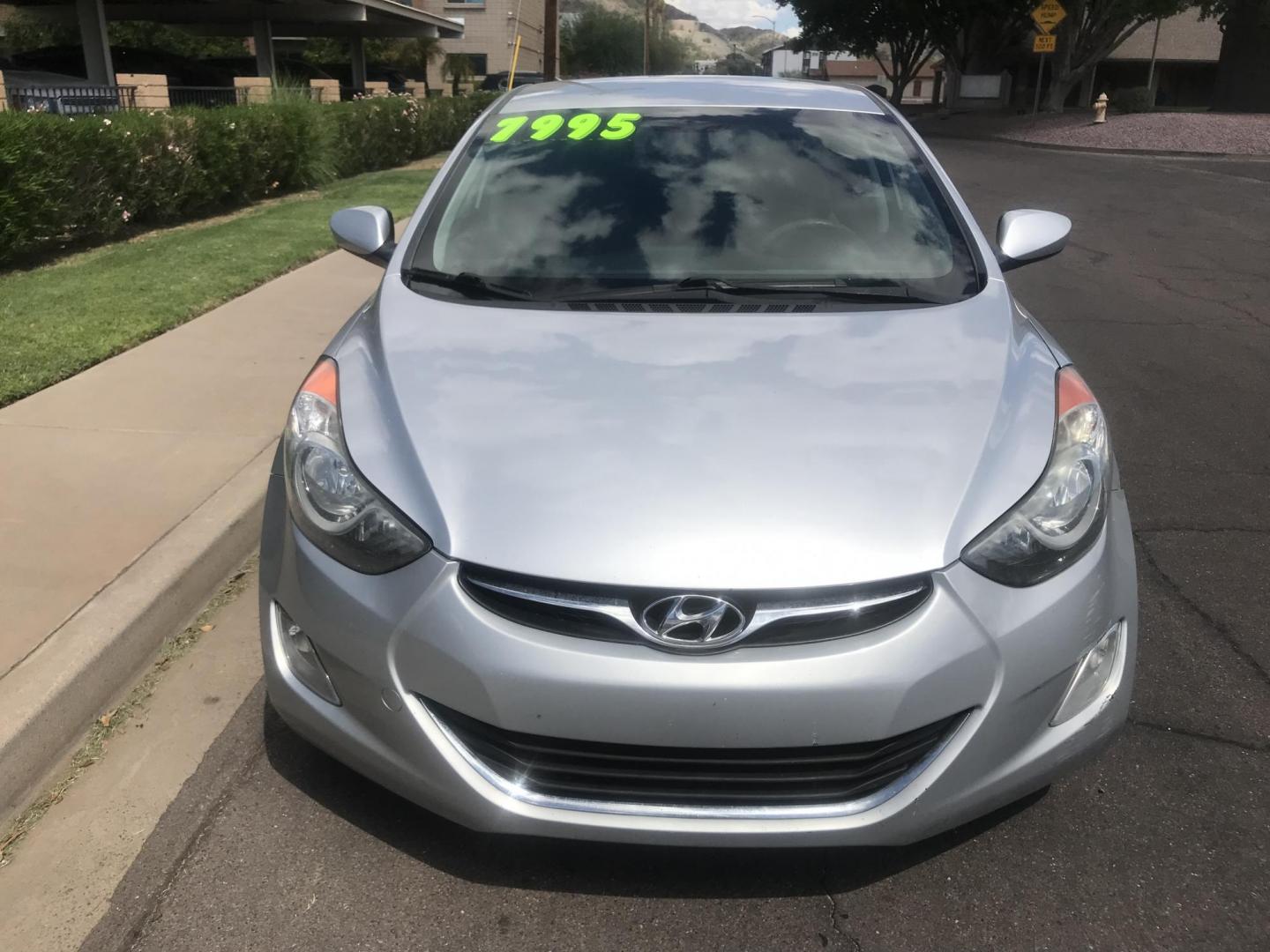 2013 silver /gray Hyundai Elantra Limited (5NPDH4AE3DH) with an 1.8L L4 DOHC 16V engine, 6-Speed Automatic transmission, located at 323 E Dunlap Ave., Phoenix, AZ, 85020, (602) 331-9000, 33.567677, -112.069000 - 2014 Hyundai Elantra GLS, Automatic, 1.8L , 4cyl. Super Economical ........1-Owner Vehicle.... Low 110k miles, .... A Must See!! ....... Ice cold AC...... The car is gorgeous inside and out. Power windows, Power door locks, Premium Stereo/CD Player, Beautiful Silver and gray interior with black c - Photo#3