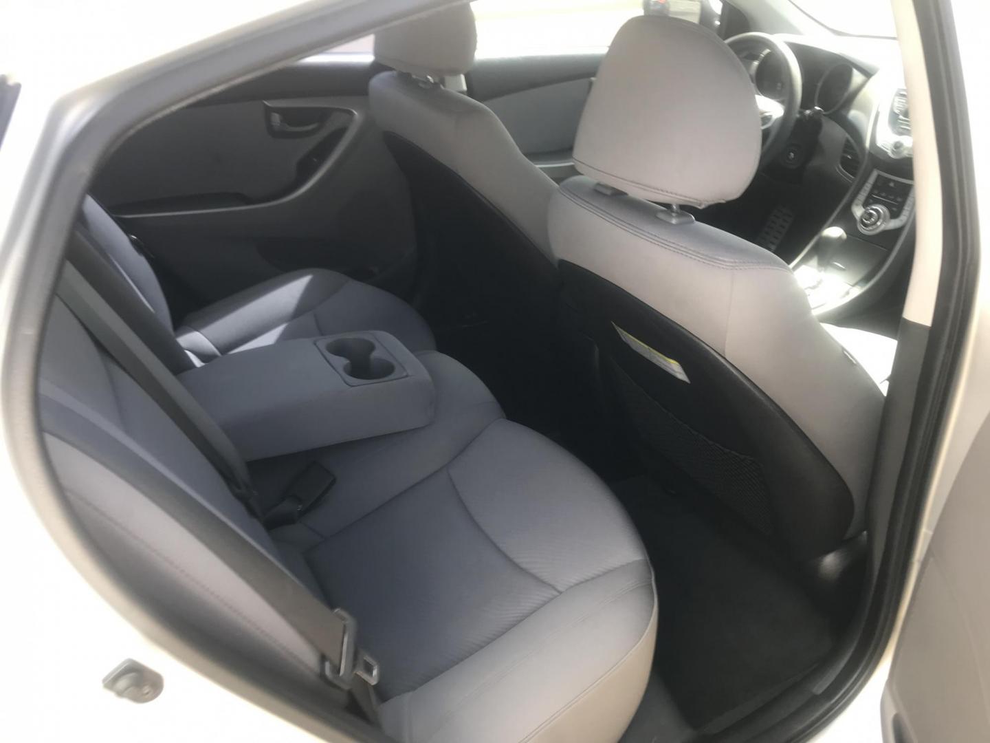 2013 silver /gray Hyundai Elantra Limited (5NPDH4AE3DH) with an 1.8L L4 DOHC 16V engine, 6-Speed Automatic transmission, located at 323 E Dunlap Ave., Phoenix, AZ, 85020, (602) 331-9000, 33.567677, -112.069000 - 2014 Hyundai Elantra GLS, Automatic, 1.8L , 4cyl. Super Economical ........1-Owner Vehicle.... Low 110k miles, .... A Must See!! ....... Ice cold AC...... The car is gorgeous inside and out. Power windows, Power door locks, Premium Stereo/CD Player, Beautiful Silver and gray interior with black c - Photo#8