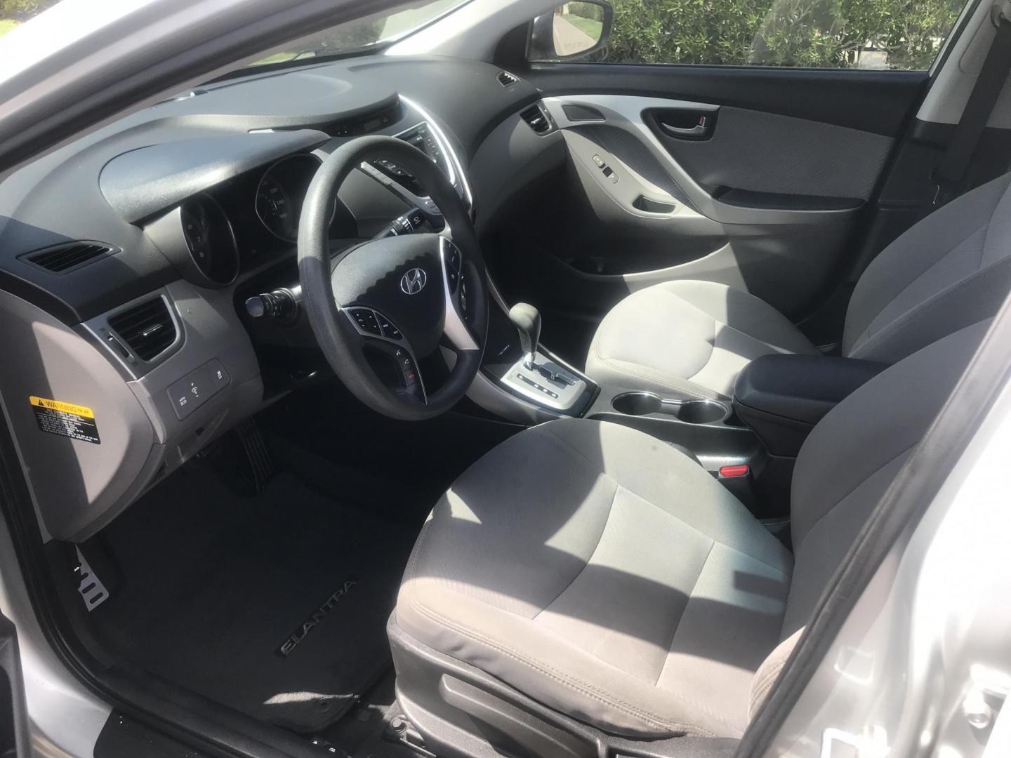 2013 silver /gray Hyundai Elantra Limited (5NPDH4AE3DH) with an 1.8L L4 DOHC 16V engine, 6-Speed Automatic transmission, located at 323 E Dunlap Ave., Phoenix, AZ, 85020, (602) 331-9000, 33.567677, -112.069000 - 2014 Hyundai Elantra GLS, Automatic, 1.8L , 4cyl. Super Economical ........1-Owner Vehicle.... Low 110k miles, .... A Must See!! ....... Ice cold AC...... The car is gorgeous inside and out. Power windows, Power door locks, Premium Stereo/CD Player, Beautiful Silver and gray interior with black c - Photo#11
