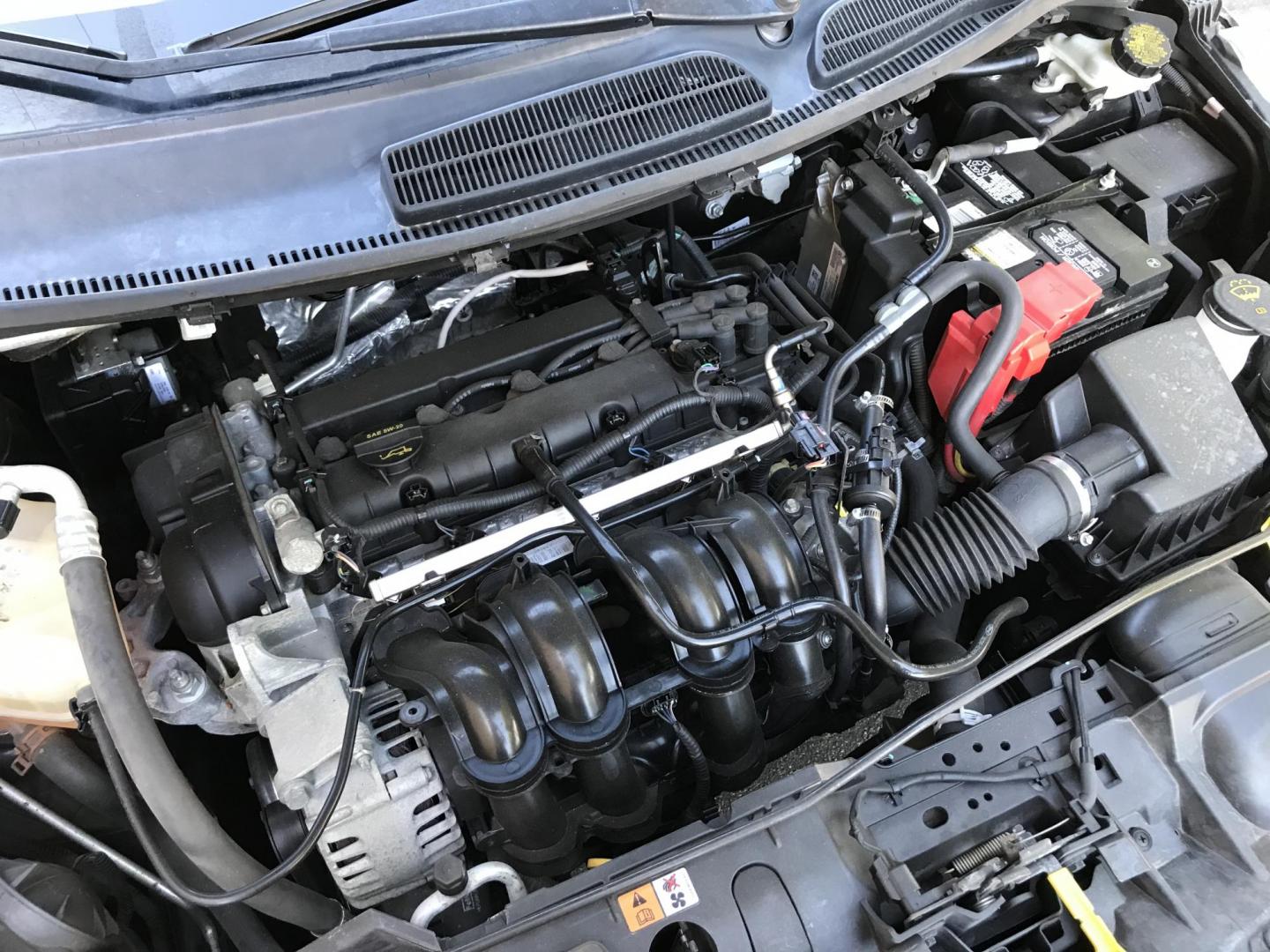 2016 black /gray Ford Fiesta SE Hatchback (3FADP4EJ6GM) with an 1.6L L4 DOHC 16V engine, automatic transmission, located at 323 E Dunlap Ave., Phoenix, AZ, 85020, (602) 331-9000, 33.567677, -112.069000 - 2016 Ford Fiesta SE,.....A Must See!!...Automatic, 1.6L Engine, Super Economical -- 160k miles .... Ice cold AC. The car is gorgeous inside and out. Power windows, Power door locks, Stereo/ CD Player, Phone sync, Bluetooth, Beautiful black exterior with gray cloth seats in near perfect condition, Cl - Photo#13